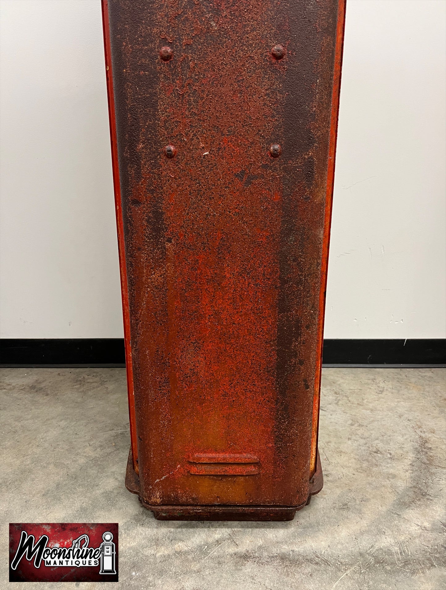 Rustoration 1950’s MUSGO GASOLINE Gilbarco Gas Pump w/ Shelves - Free Shipping!