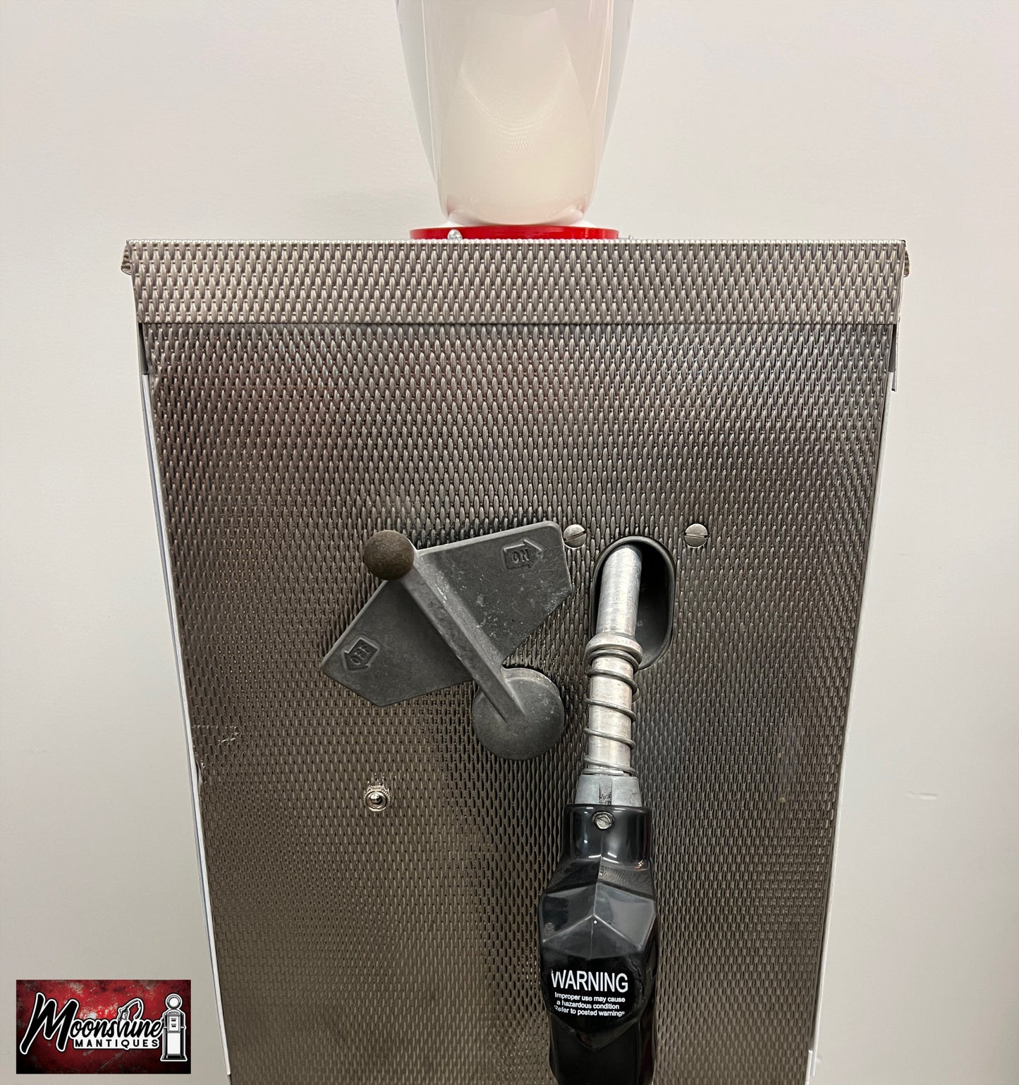 Custom 1960’s CHEVRON GASOLINE Bennett Gas Pump w/ Display Shelves - Free Shipping!