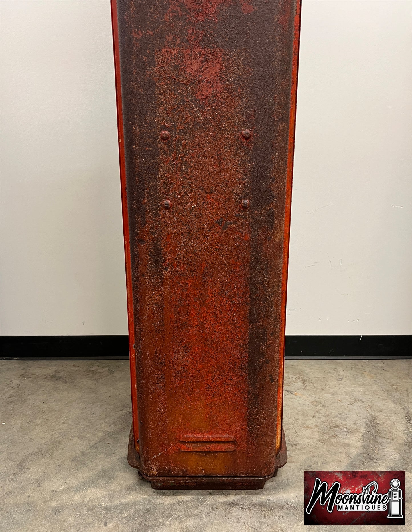 Rustoration 1950’s LION GASOLINE Gilbarco Gas Pump w/ Shelves - Free Shipping!