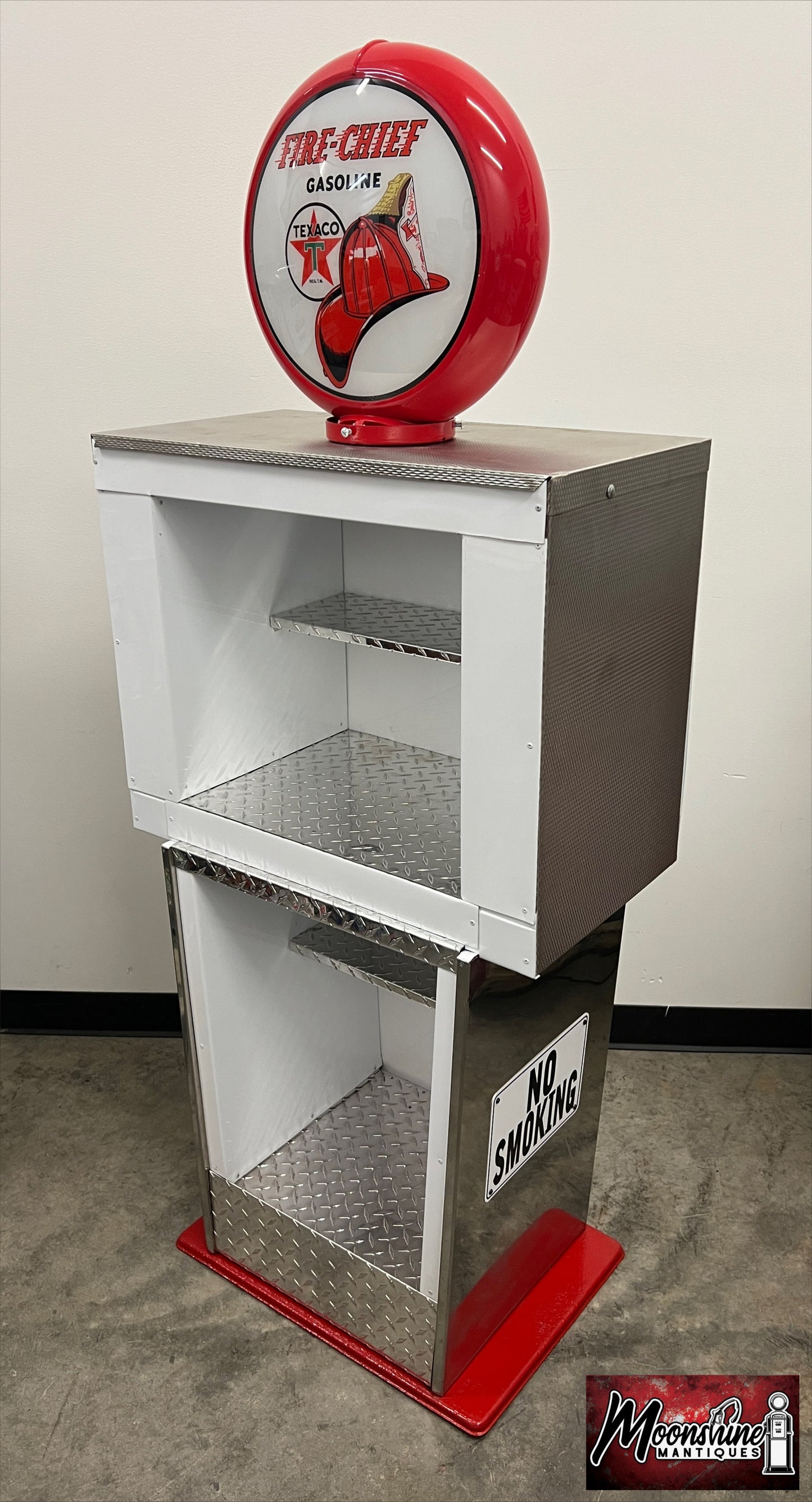 Custom 1960’s TEXACO Fire Chief Bennett Gas Pump w/ Display Shelves - Free Shipping!