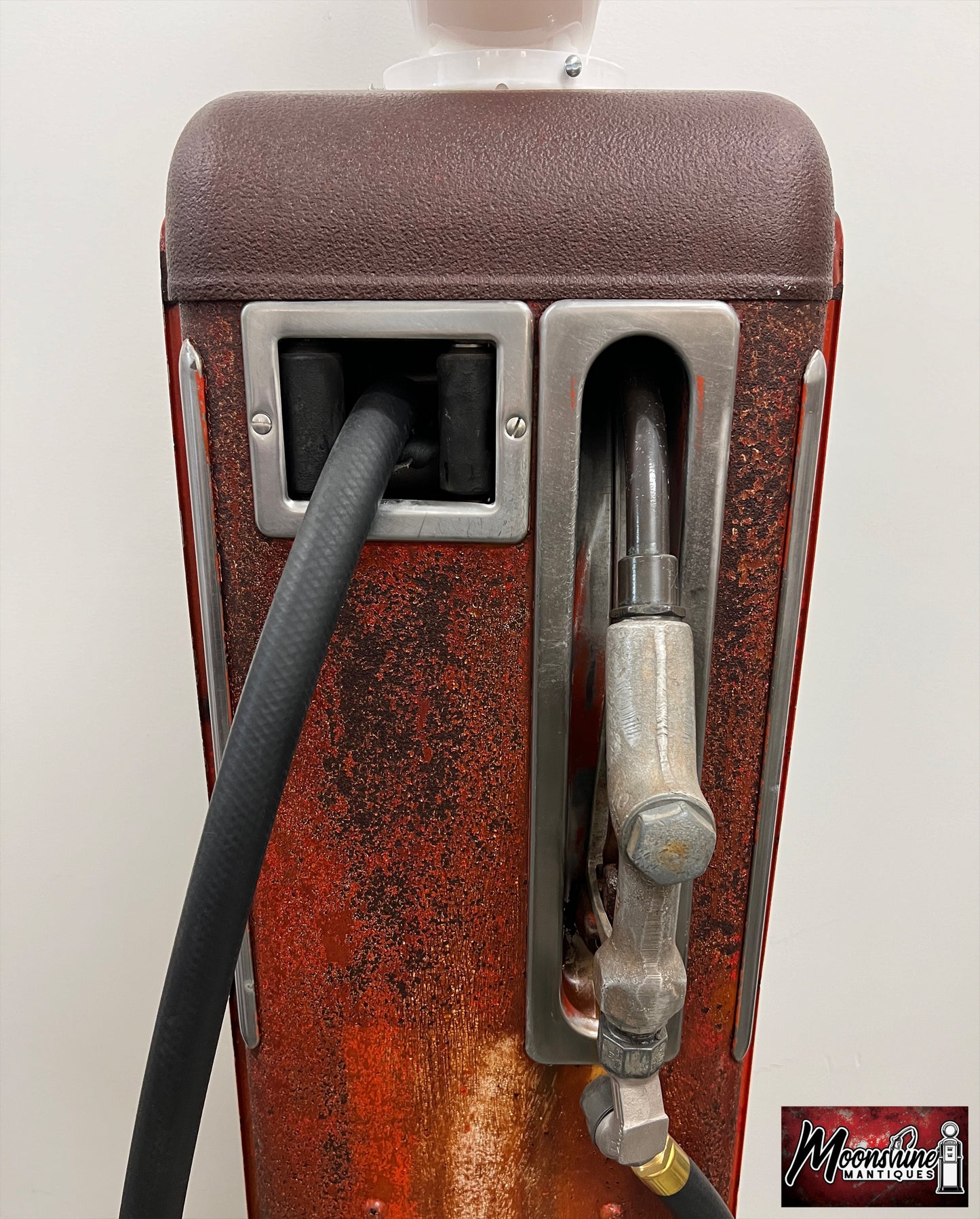 Rustoration 1950’s LION GASOLINE Gilbarco Gas Pump w/ Shelves - Free Shipping!