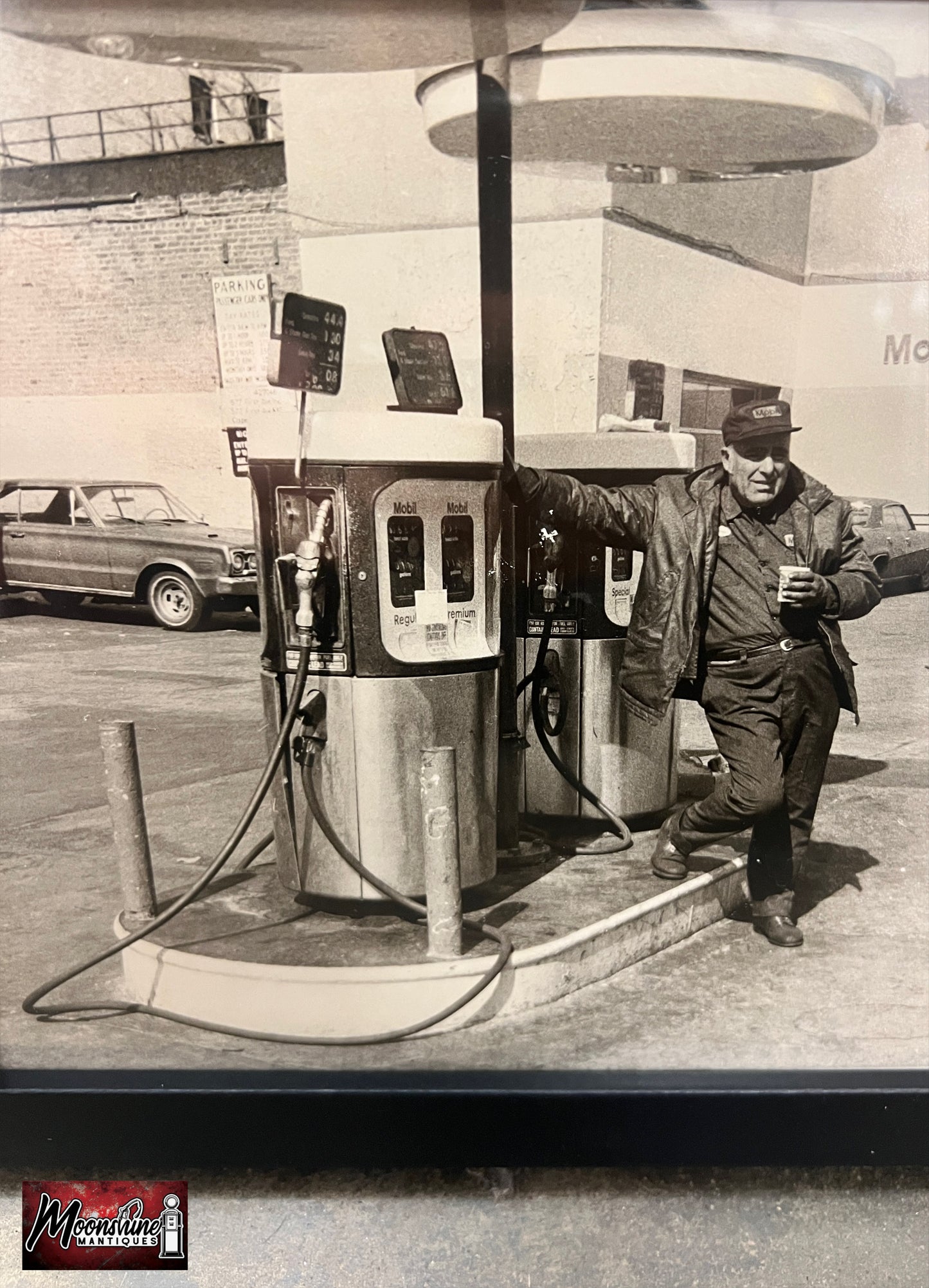 Vtg. Original 1970's MOBIL SERVICE STATION w/ Gas Pumps Framed Photo - Free Shipping!