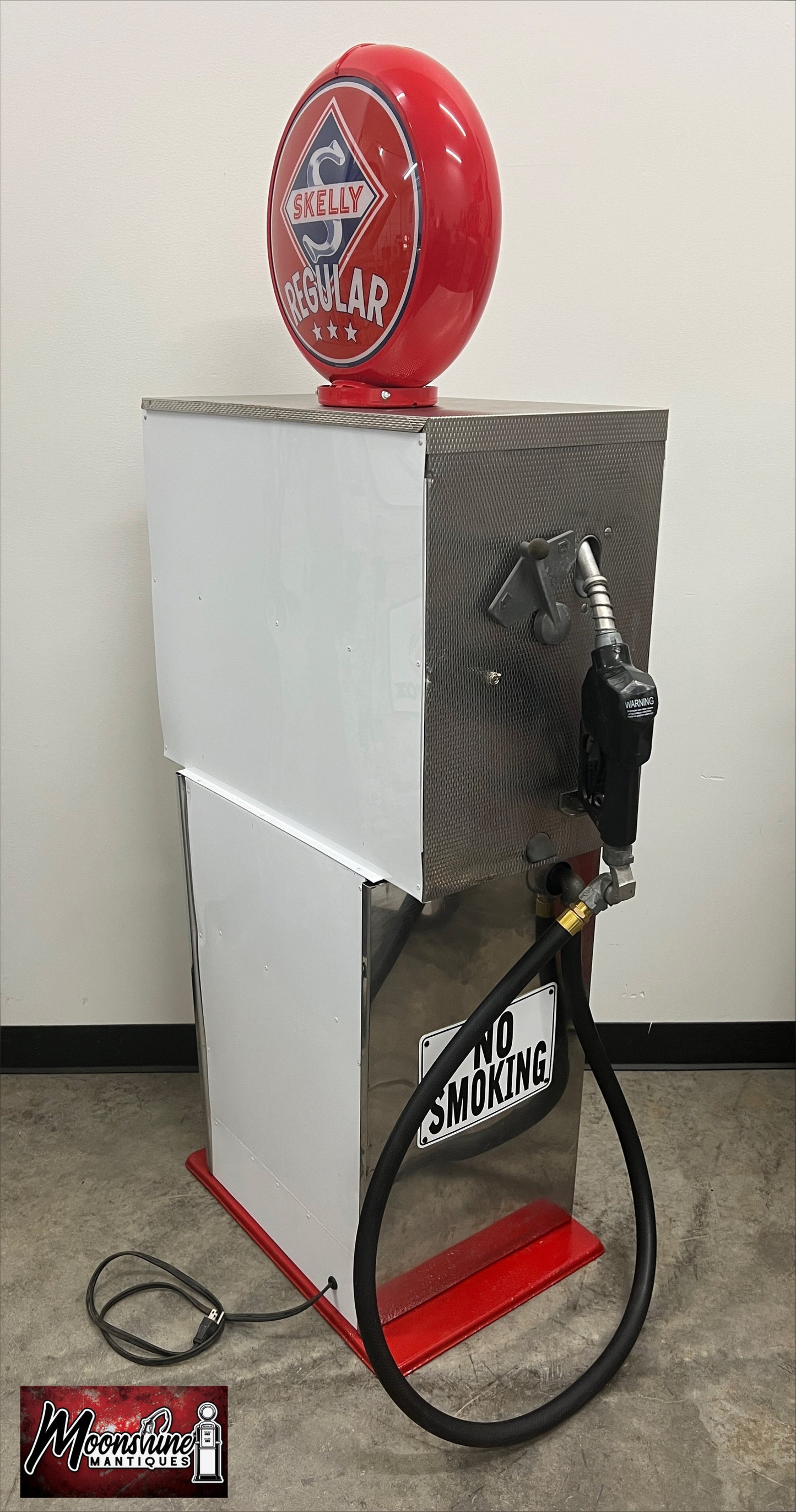 Custom 1960’s SKELLY GASOLINE Bennett Gas Pump w/ Display Shelves - Free Shipping!