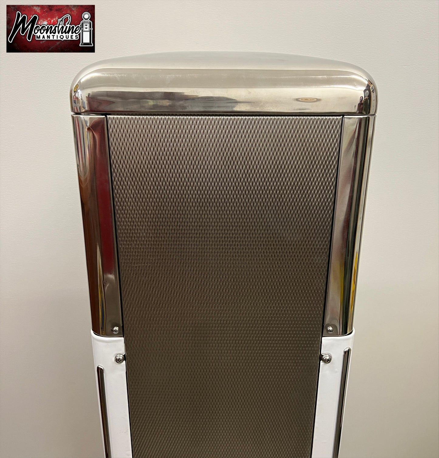 Restored 1960’s GULF GASOLINE Bowser Gas Pump - Shipping Available!