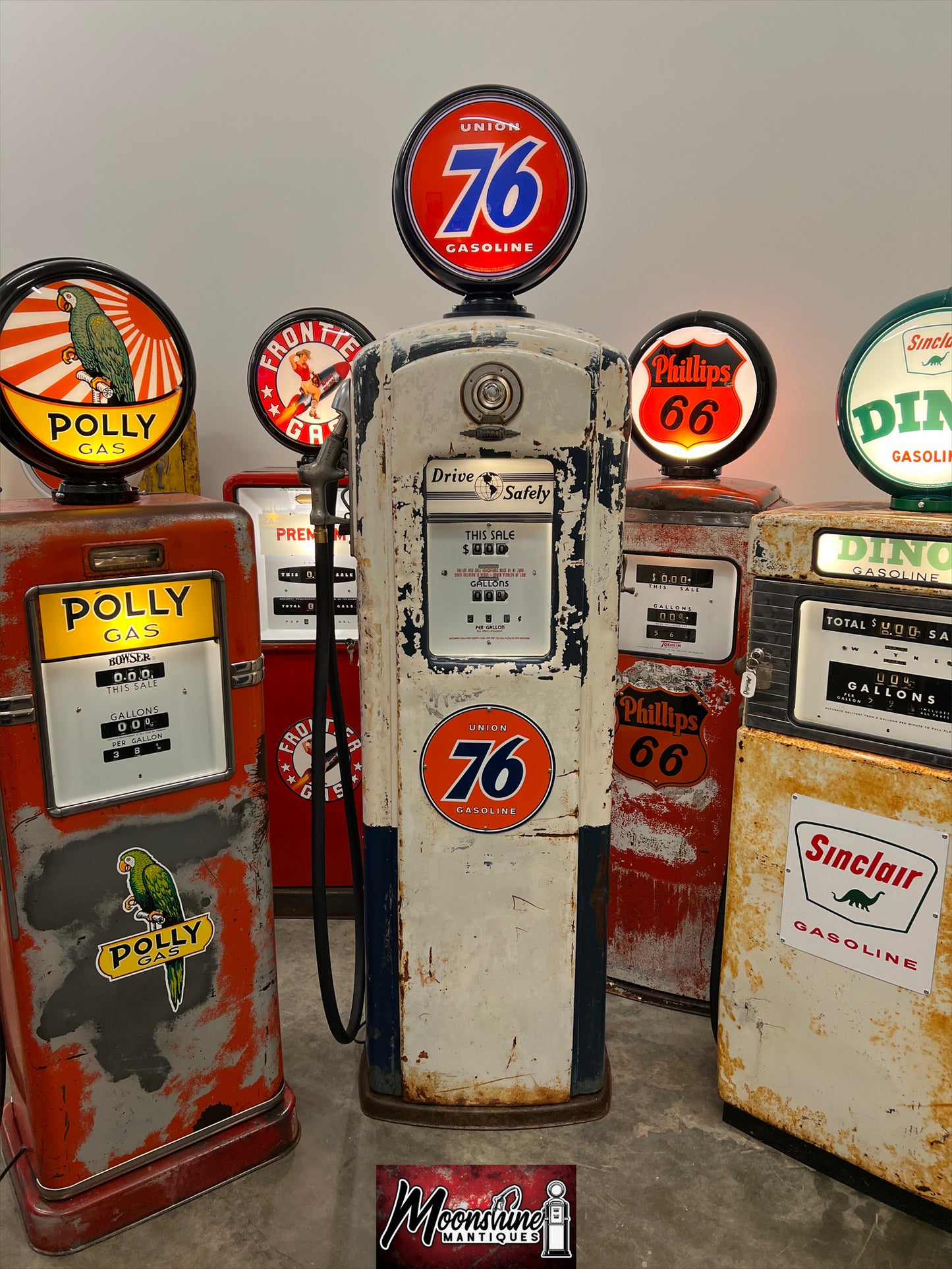 1940’s UNION 76 Bennett 646 Gas Pump - Rustoration - Shipping Available!