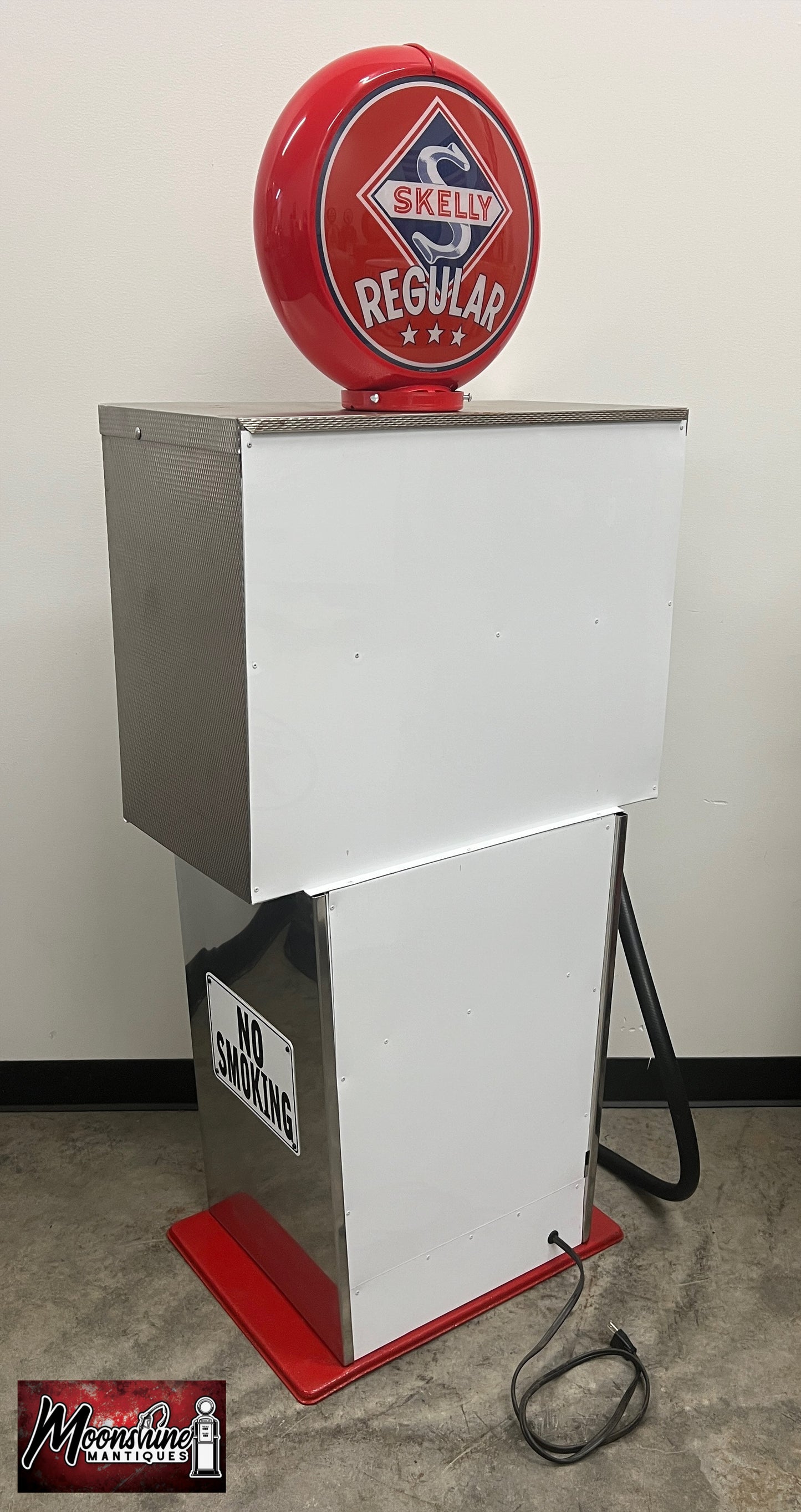 Custom 1960’s SKELLY GASOLINE Bennett Gas Pump w/ Display Shelves - Free Shipping!