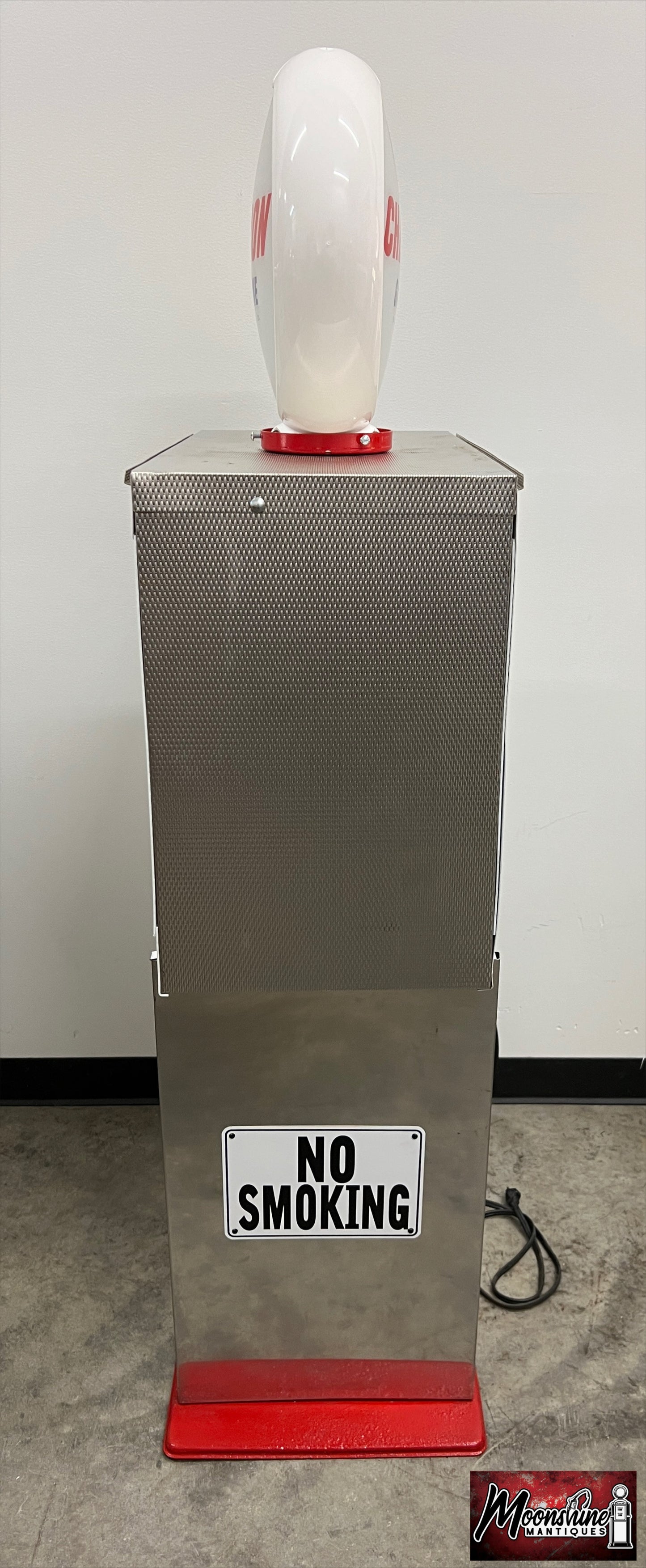 Custom 1960’s CHEVRON GASOLINE Bennett Gas Pump w/ Display Shelves - Free Shipping!