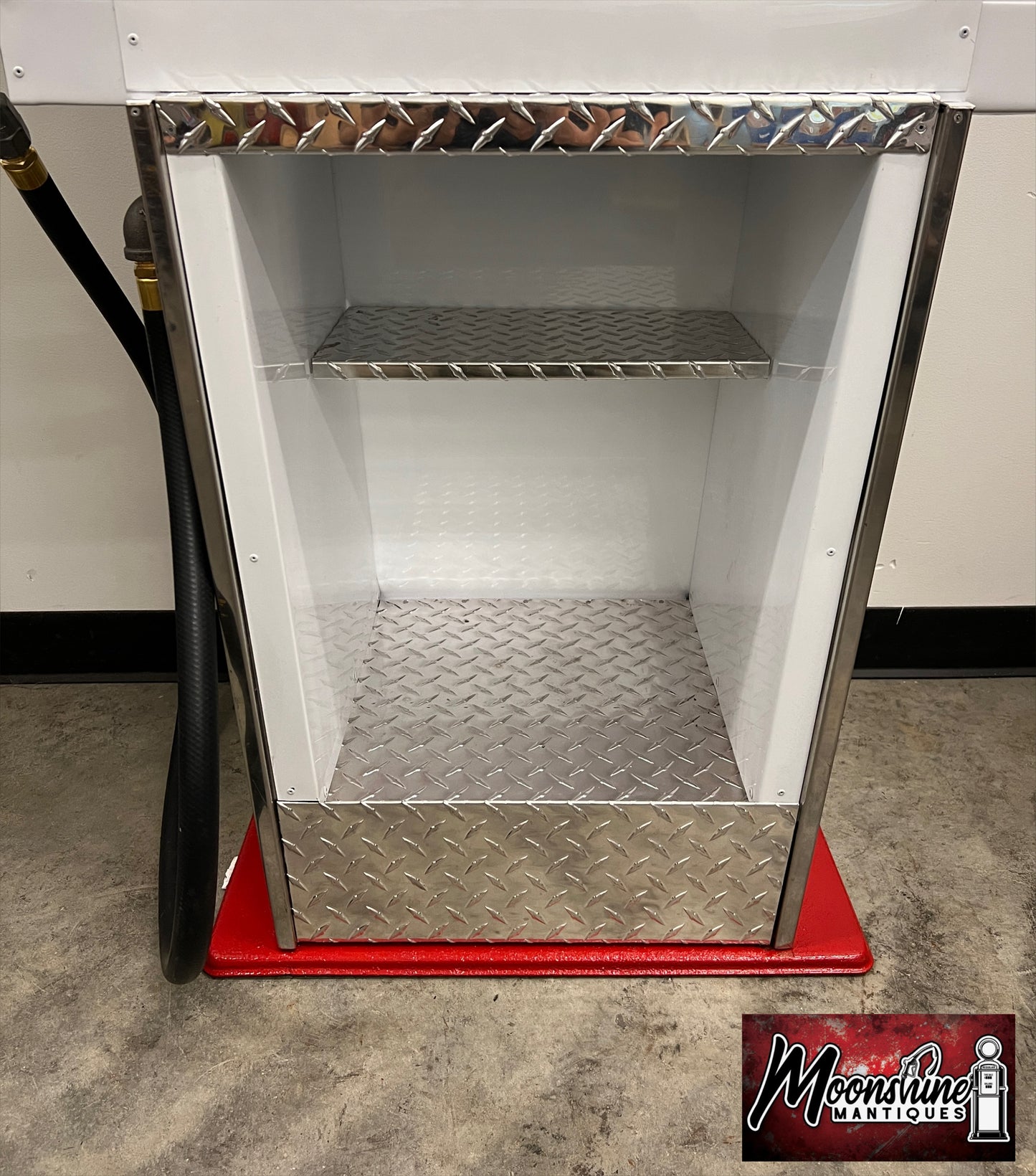 Custom 1960’s CHEVRON GASOLINE Bennett Gas Pump w/ Display Shelves - Free Shipping!