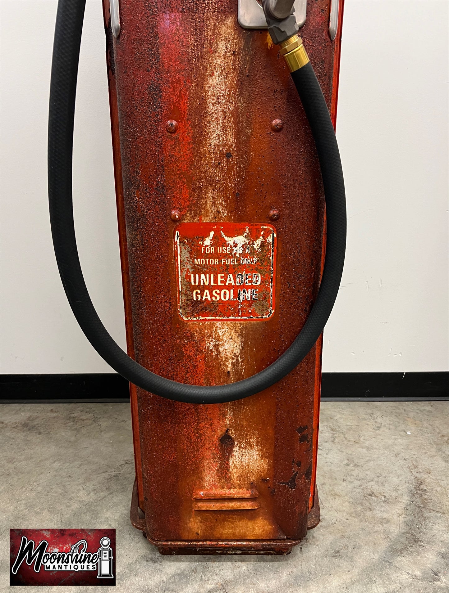 Rustoration 1950’s HUSKY GASOLINE Gilbarco Gas Pump w/ Shelves - Free Shipping!