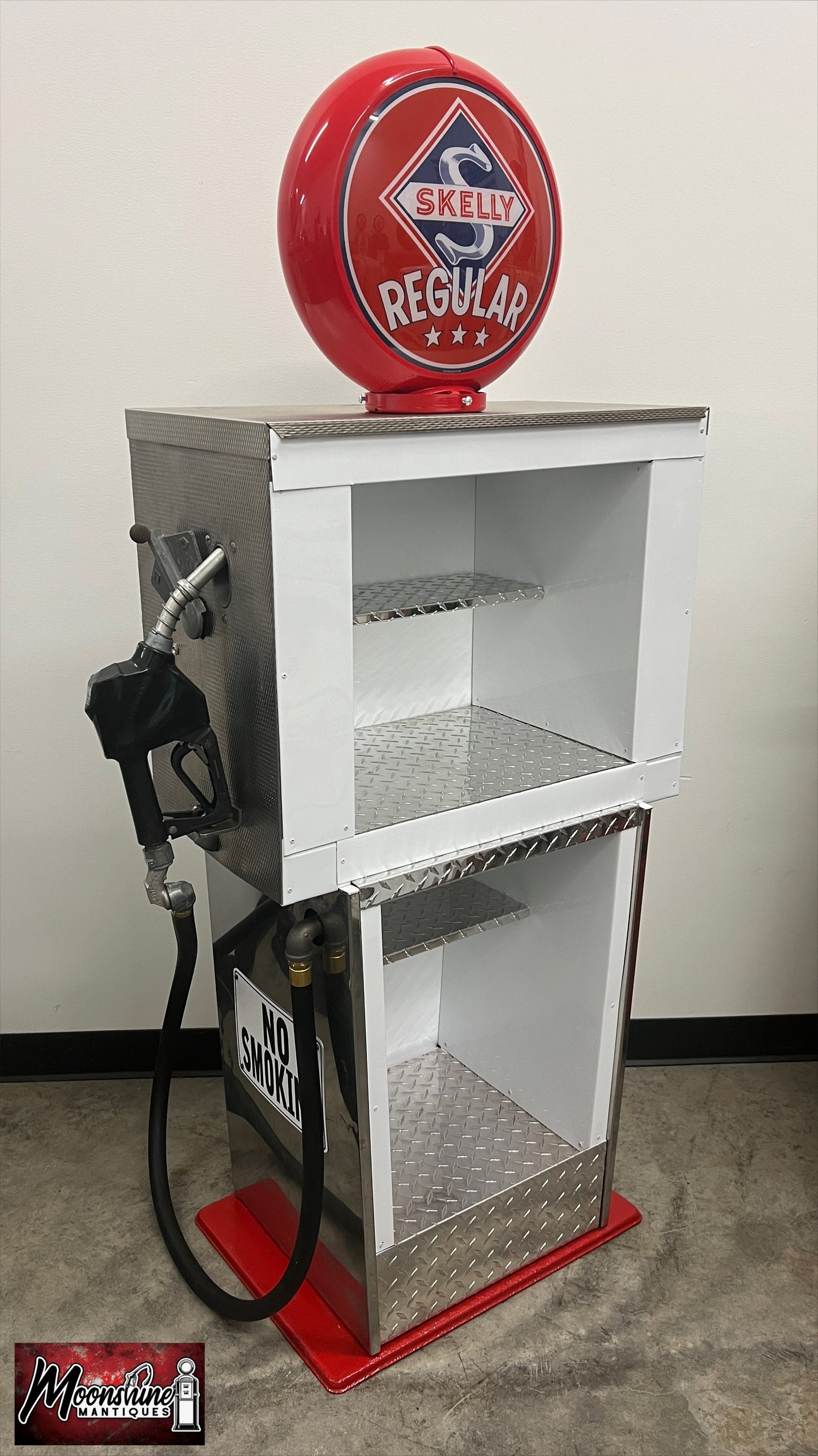 Custom 1960’s SKELLY GASOLINE Bennett Gas Pump w/ Display Shelves - Free Shipping!