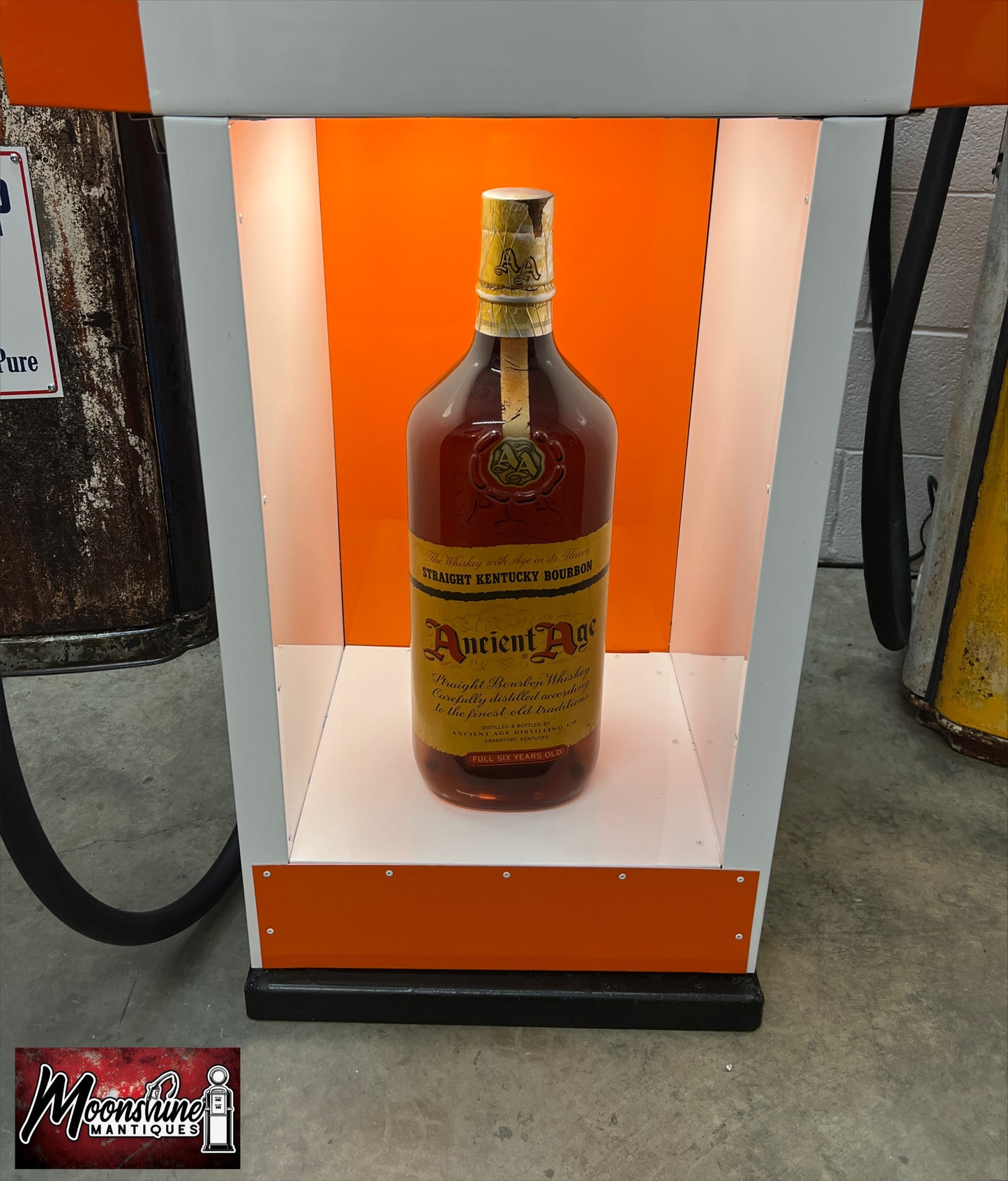Custom 1960’s HUDSON GASOLINE Tokheim Gas Pump w/ Display Shelves - Free Shipping!