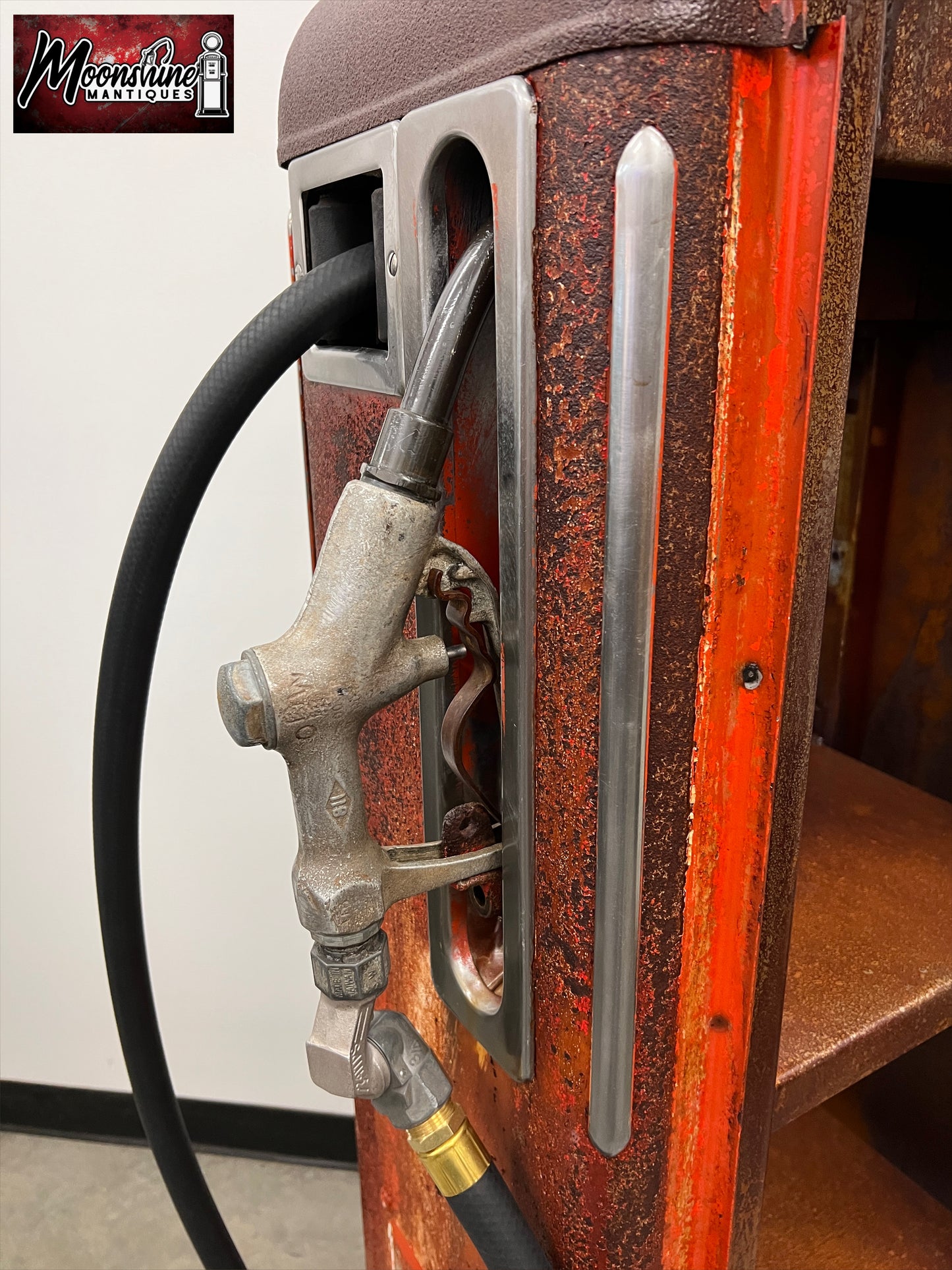 Rustoration 1950’s GULF GASOLINE Gilbarco Gas Pump w/ Shelves - Free Shipping!