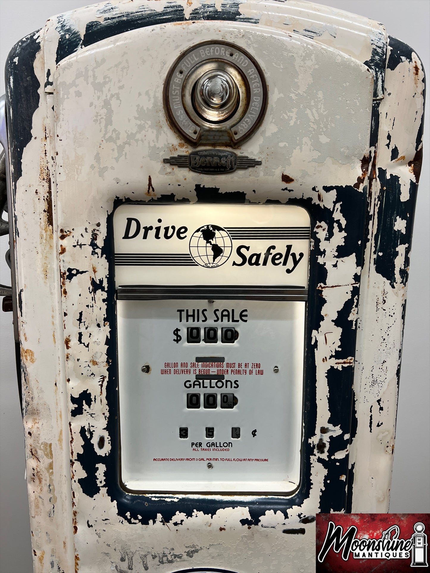 1940’s UNION 76 Bennett 646 Gas Pump - Rustoration - Shipping Available!