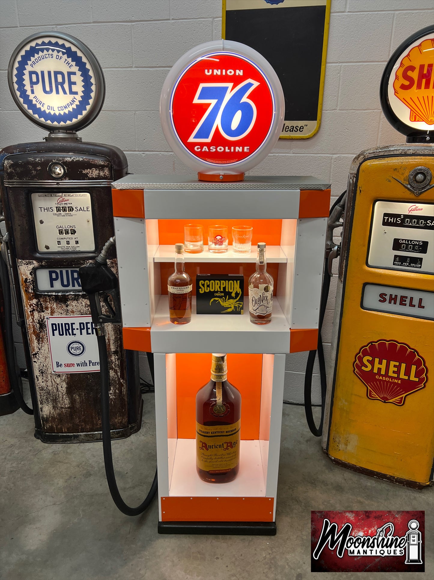 Custom 1960’s UNION 76 Tokheim Gas Pump w/ Display Shelves - Free Shipping!