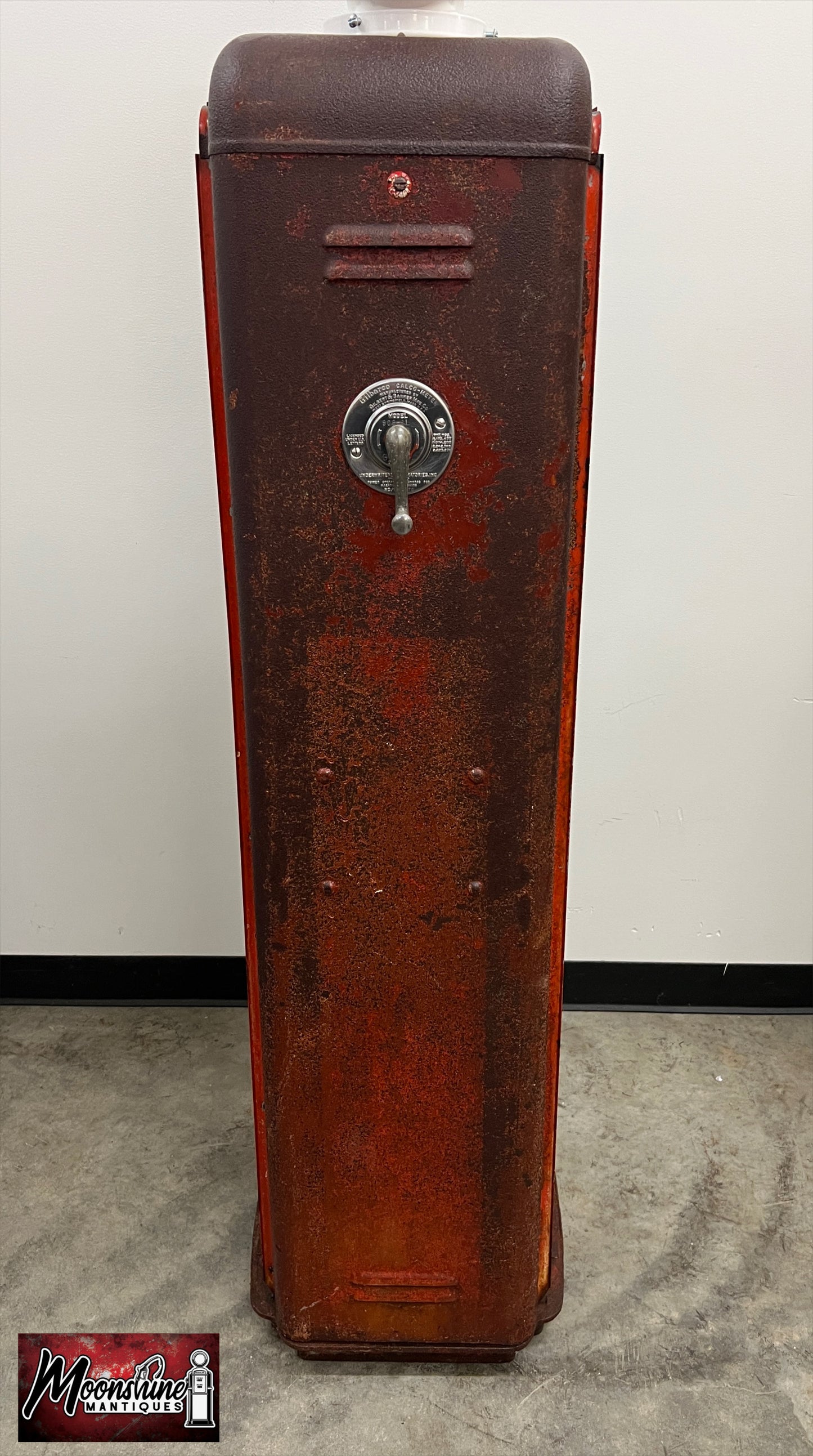 Rustoration 1950’s HUSKY GASOLINE Gilbarco Gas Pump w/ Shelves - Free Shipping!