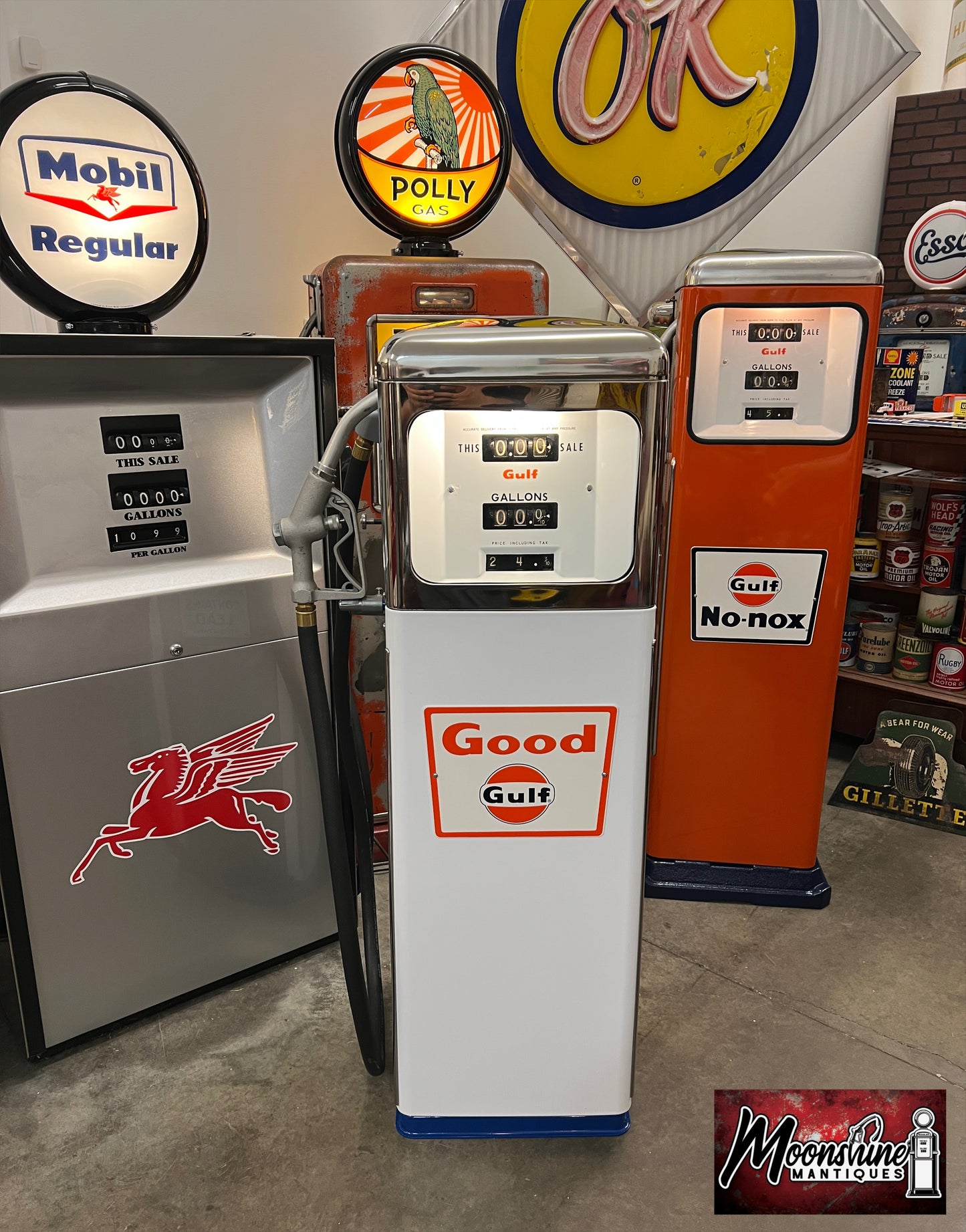Restored 1960’s GULF GASOLINE Bowser Gas Pump - Shipping Available!