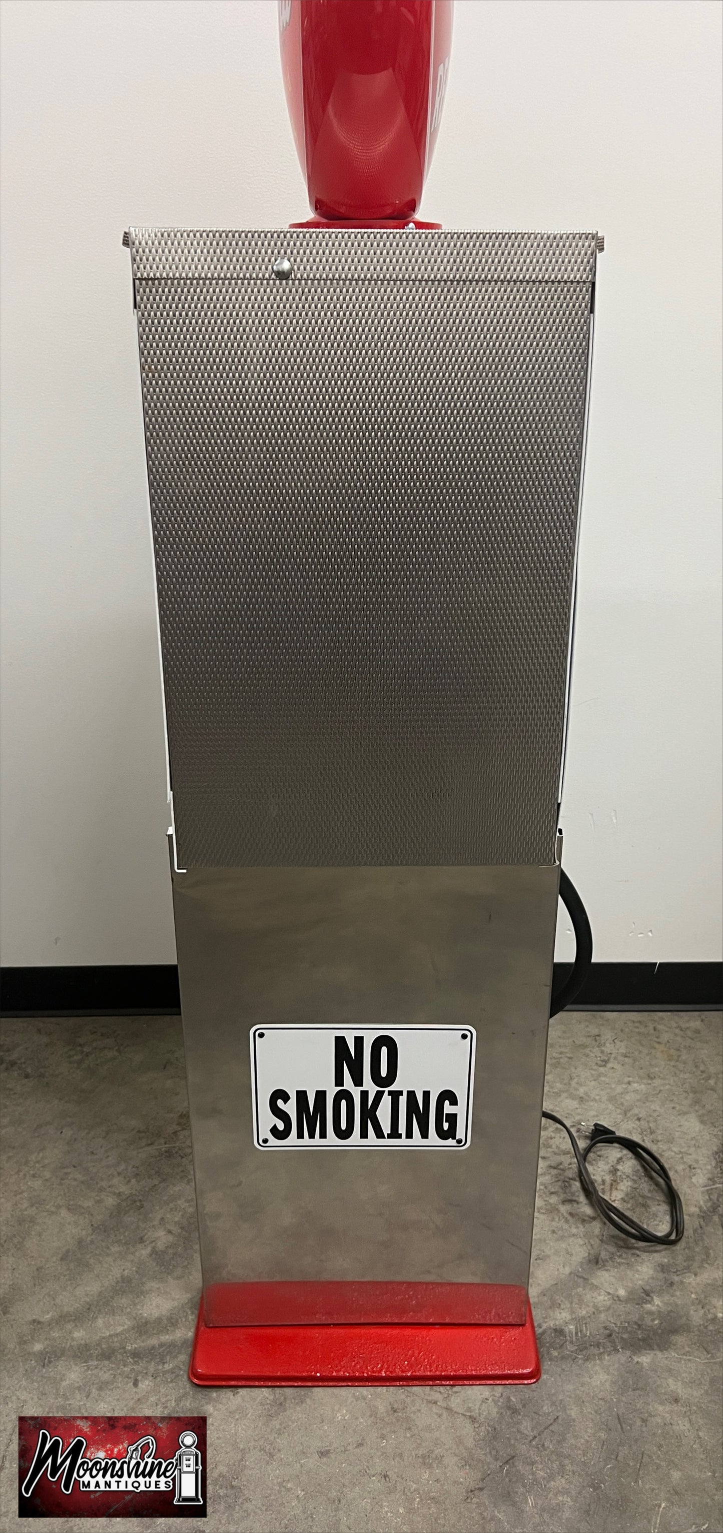 Custom 1960’s SKELLY GASOLINE Bennett Gas Pump w/ Display Shelves - Free Shipping!
