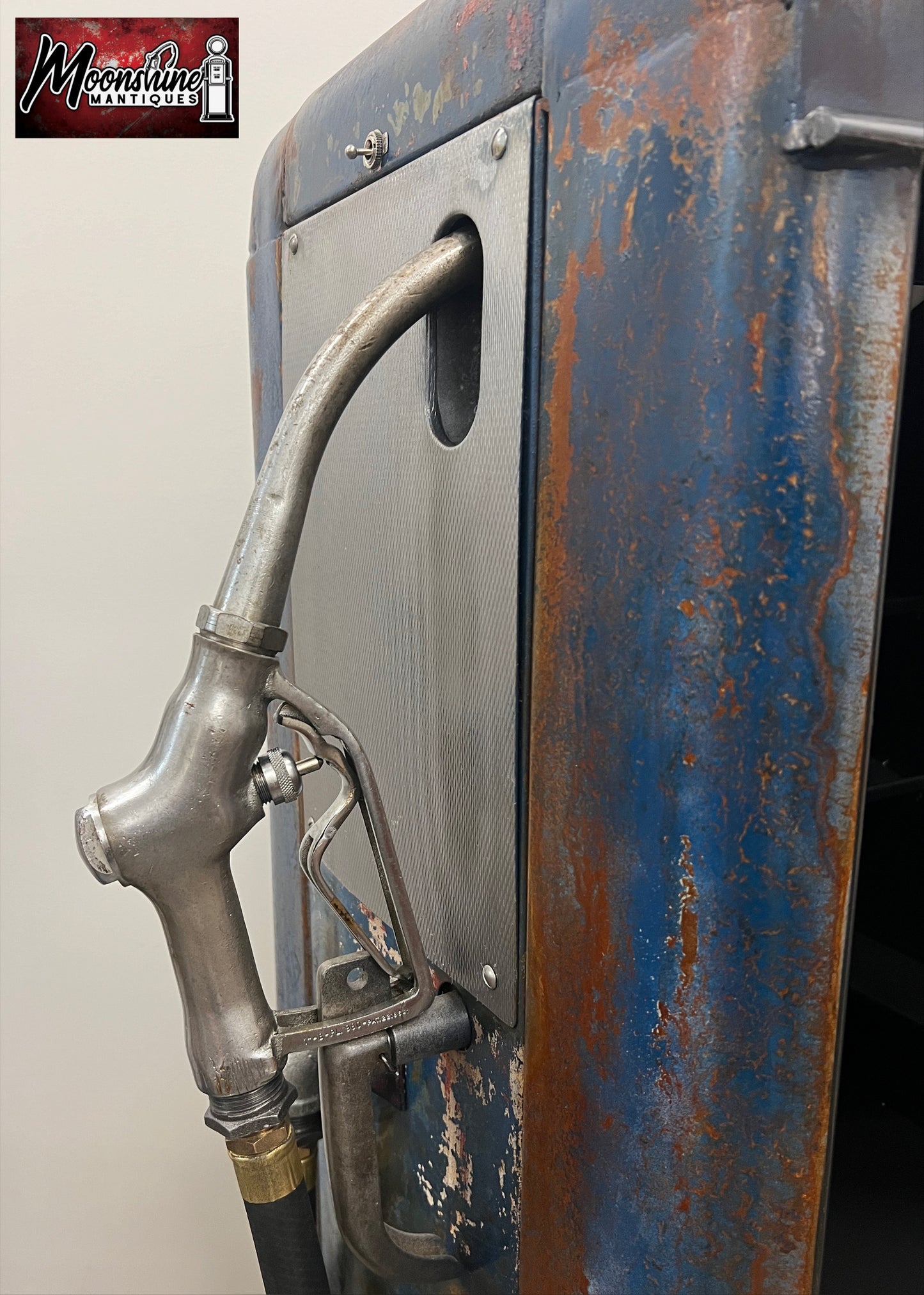 1940’s INDIAN MOTORCYCLE Gas Pump w/ Custom Made Whiskey Bar & Cigar Humidor - Free Shipping!