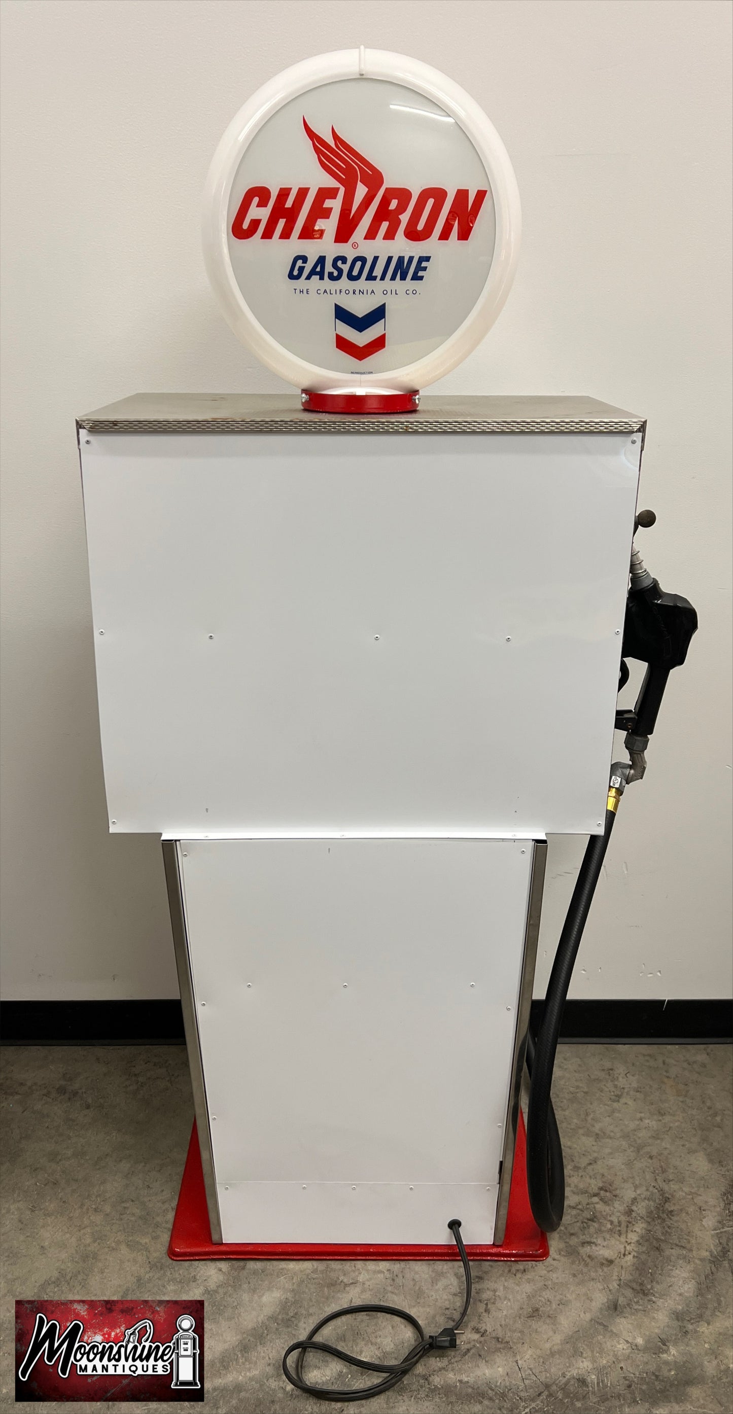 Custom 1960’s CHEVRON GASOLINE Bennett Gas Pump w/ Display Shelves - Free Shipping!