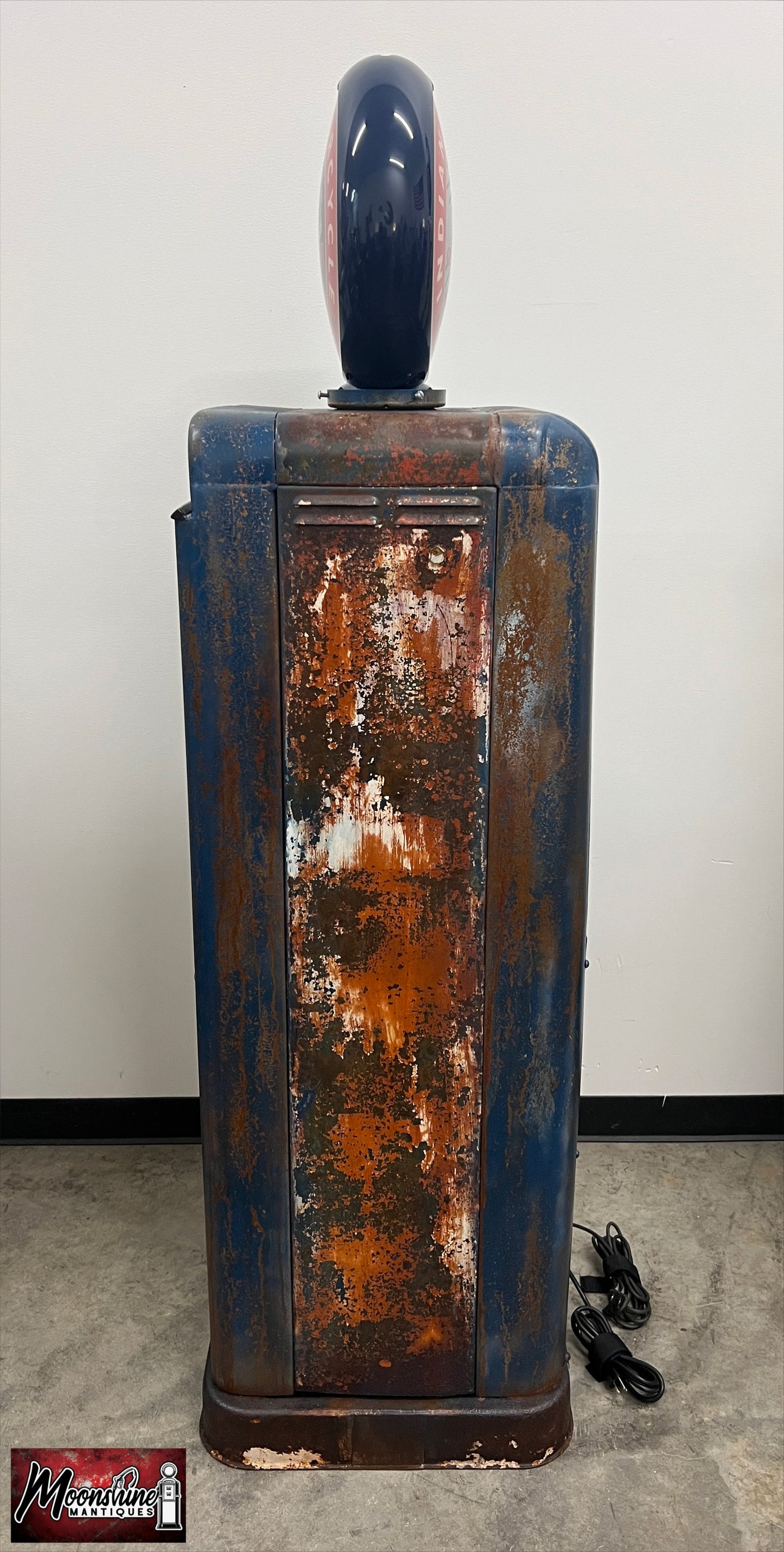 1940’s INDIAN MOTORCYCLE Gas Pump w/ Custom Made Whiskey Bar & Cigar Humidor - Free Shipping!