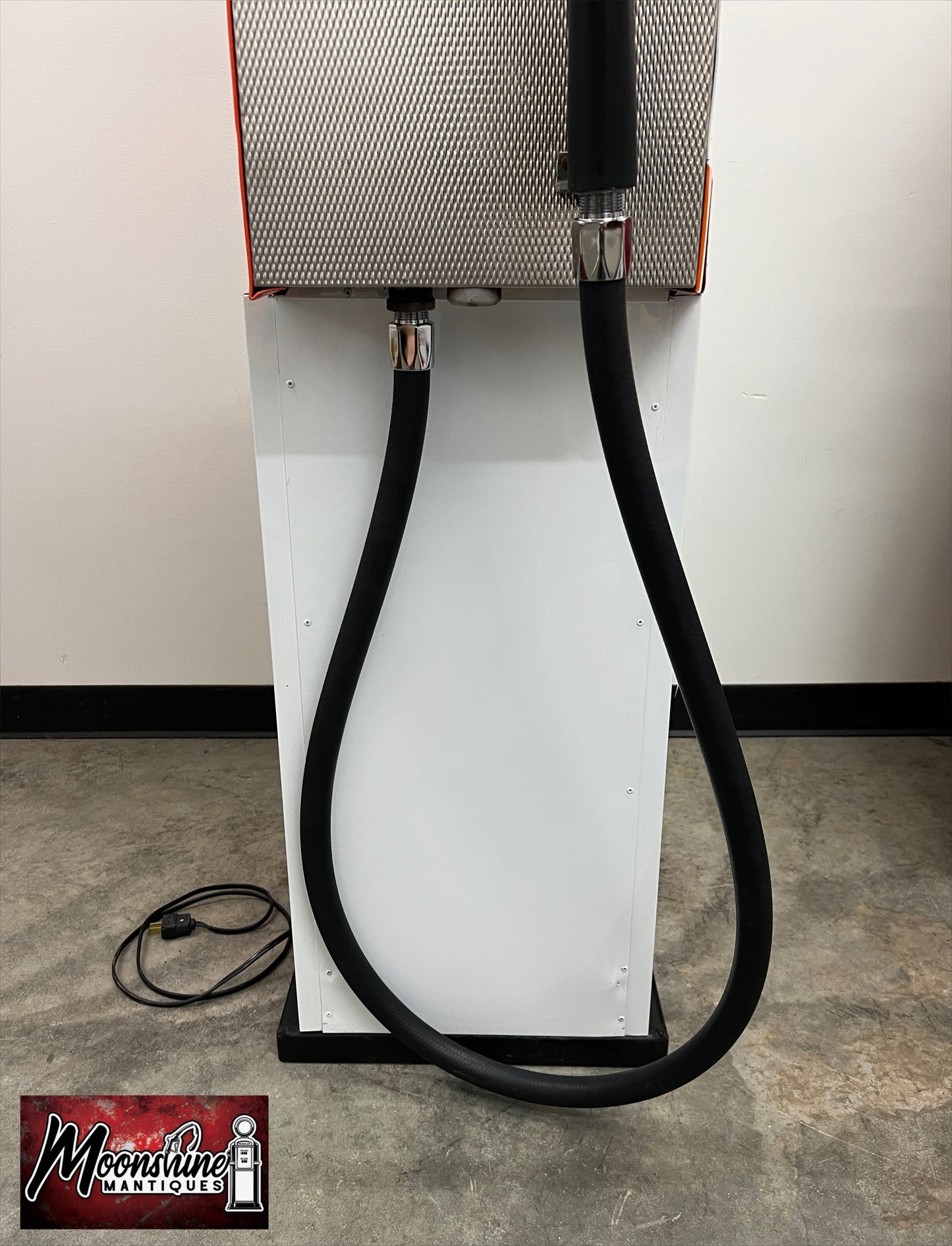 Custom 1960’s UNION 76 Tokheim Gas Pump w/ Display Shelves - Free Shipping!