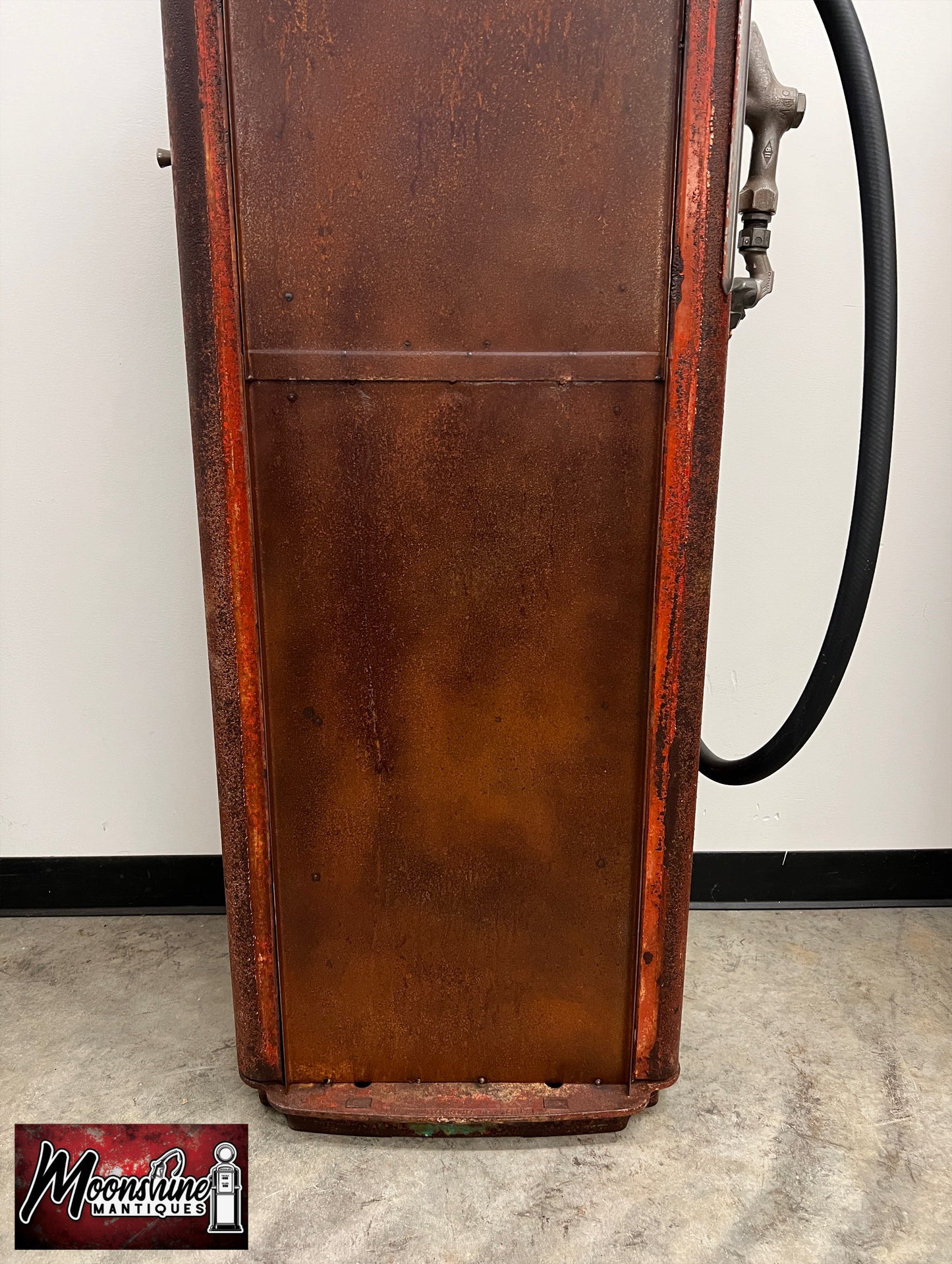 1950’s HARLEY DAVIDSON MOTORCYCLES Gilbarco Gas Pump w/ Shelves - Free Shipping!