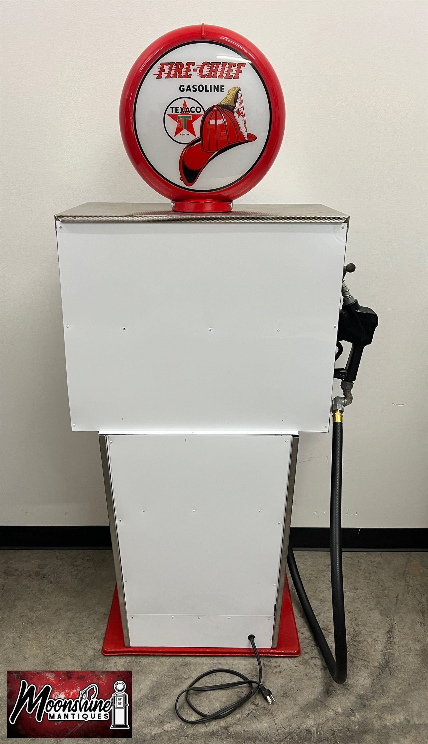 Custom 1960’s TEXACO Fire Chief Bennett Gas Pump w/ Display Shelves - Free Shipping!
