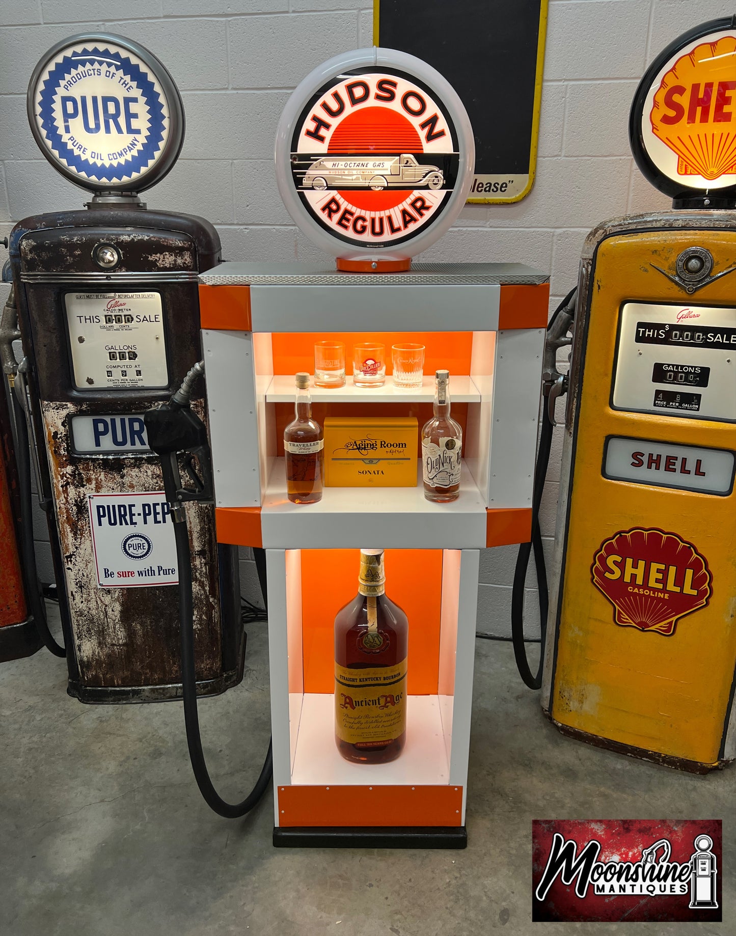 Custom 1960’s HUDSON GASOLINE Tokheim Gas Pump w/ Display Shelves - Free Shipping!