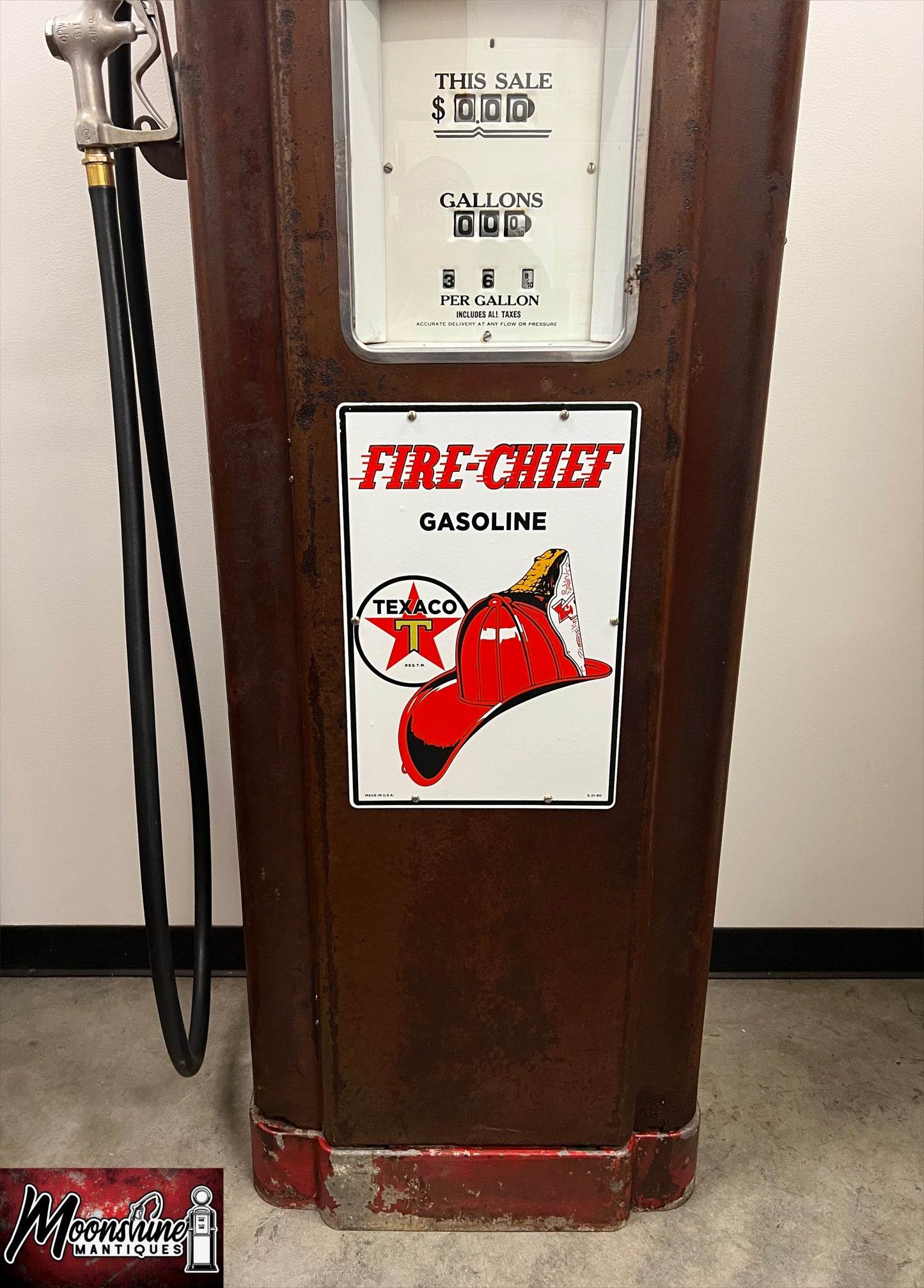 1940’s TEXACO FIRE CHIEF Wayne 70 Gas Pump - Rustoration - Shipping Available!