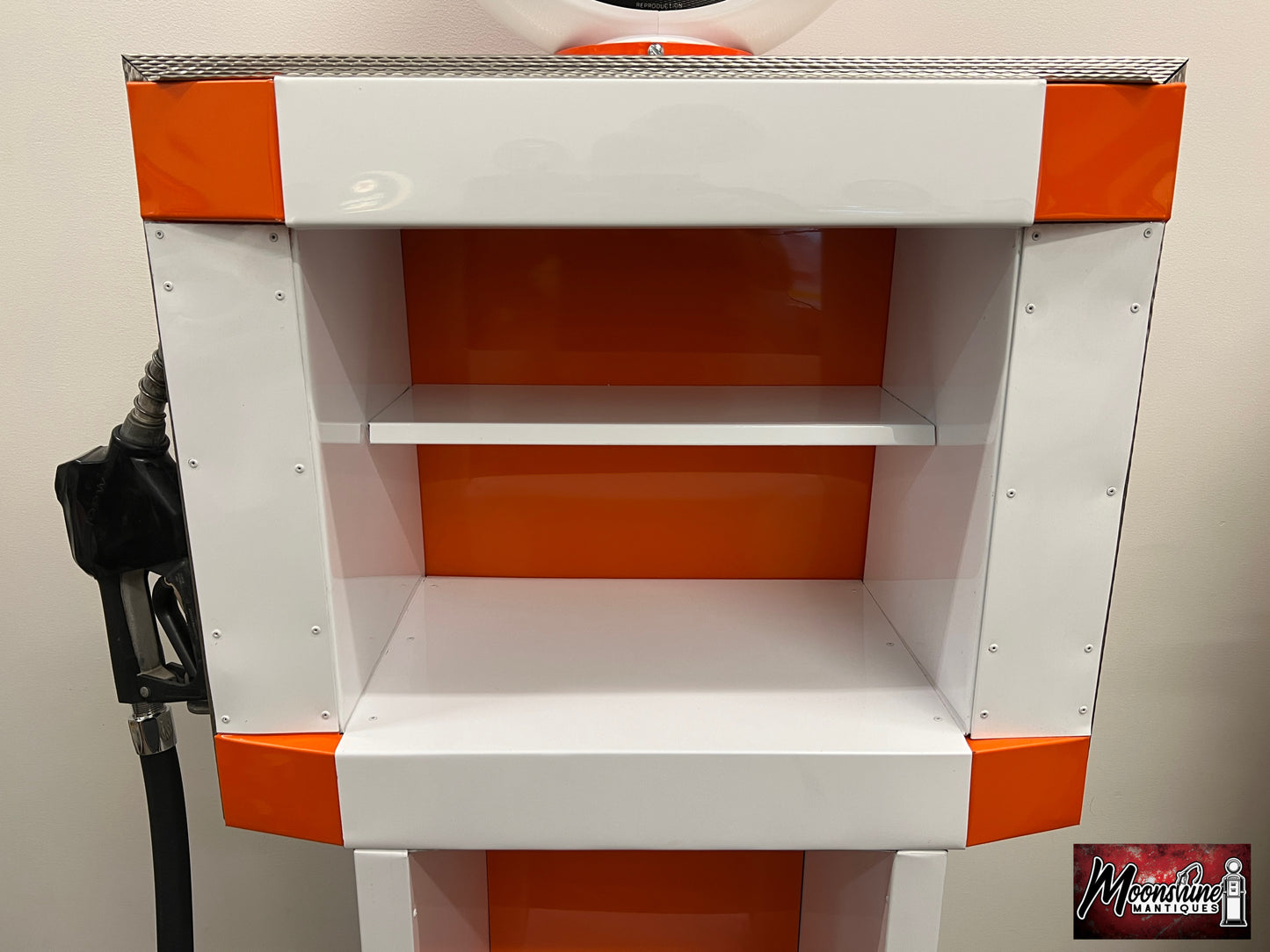 Custom 1960’s HUDSON GASOLINE Tokheim Gas Pump w/ Display Shelves - Free Shipping!
