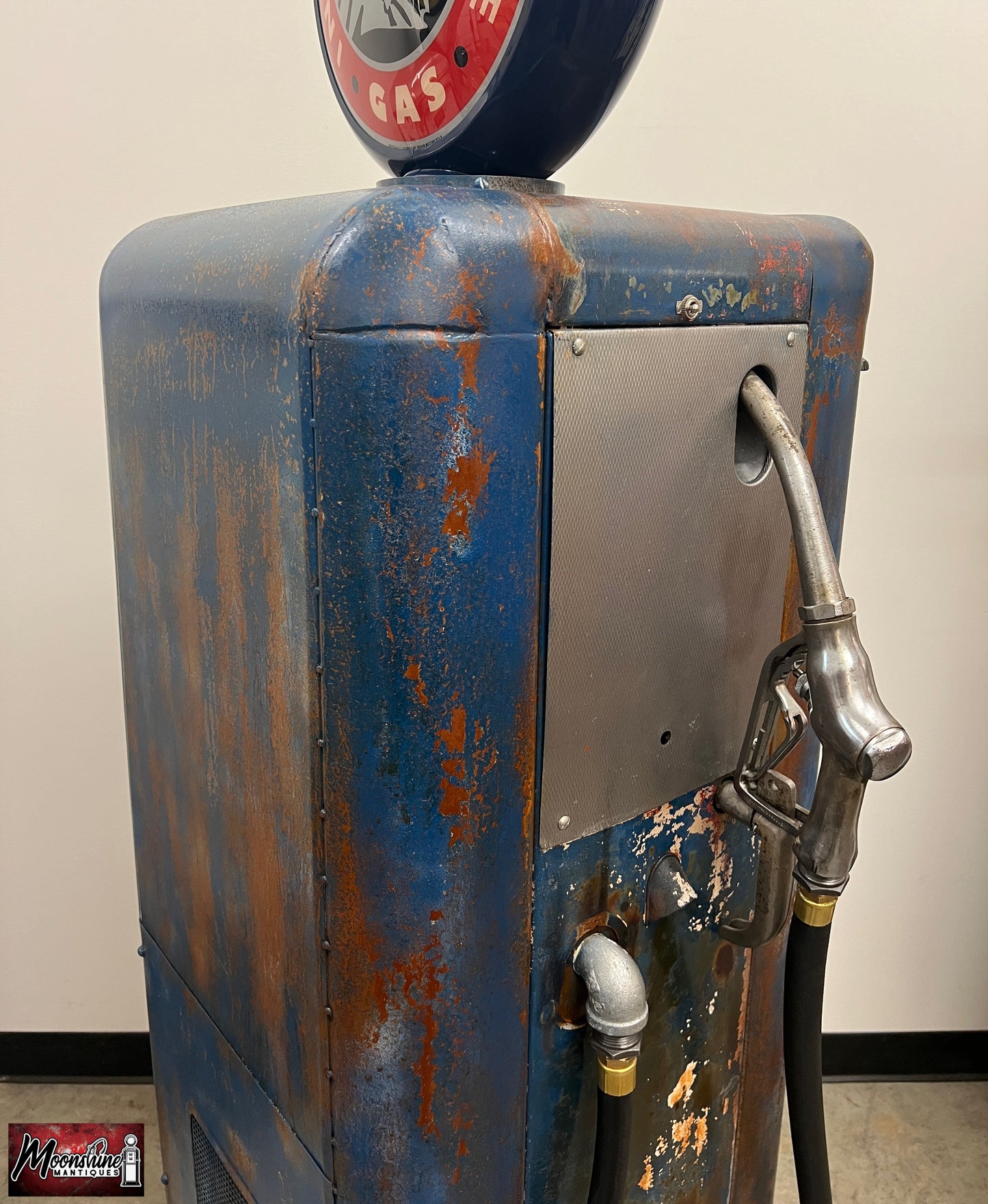 1940’s INDIAN MOTORCYCLE Gas Pump w/ Custom Made Whiskey Bar & Cigar Humidor - Free Shipping!