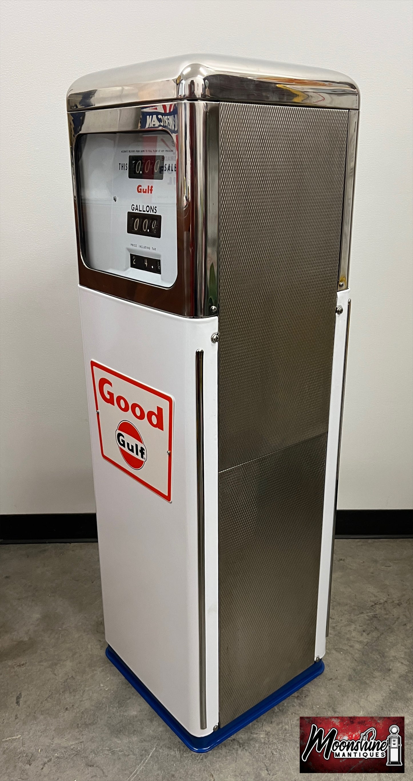 Restored 1960’s GULF GASOLINE Bowser Gas Pump - Shipping Available!