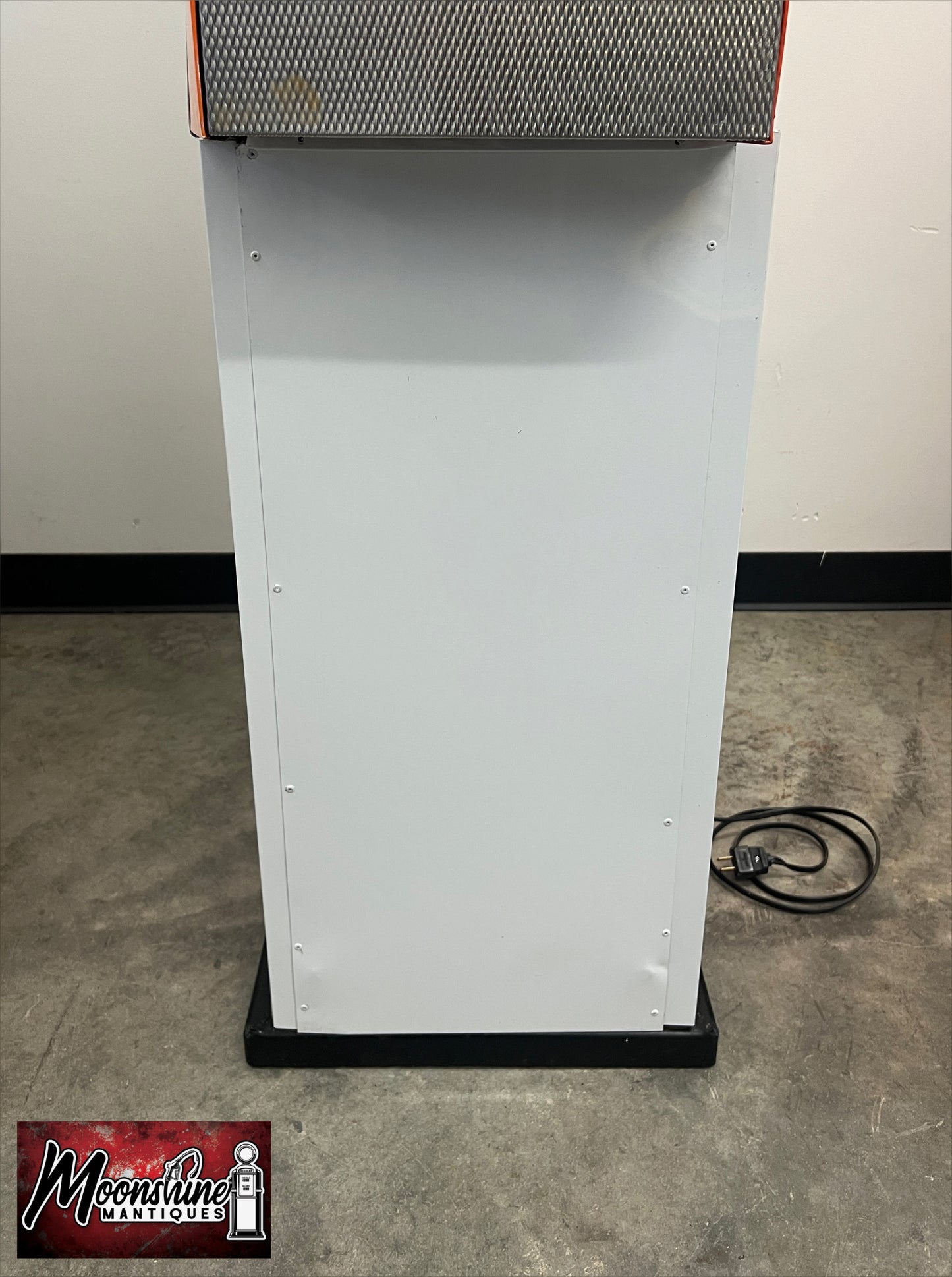 Custom 1960’s GULF Tokheim Gas Pump w/ Display Shelves - Free Shipping!