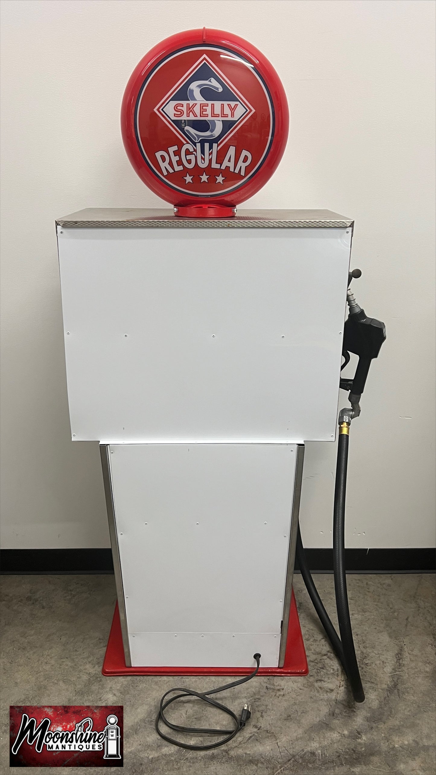 Custom 1960’s SKELLY GASOLINE Bennett Gas Pump w/ Display Shelves - Free Shipping!