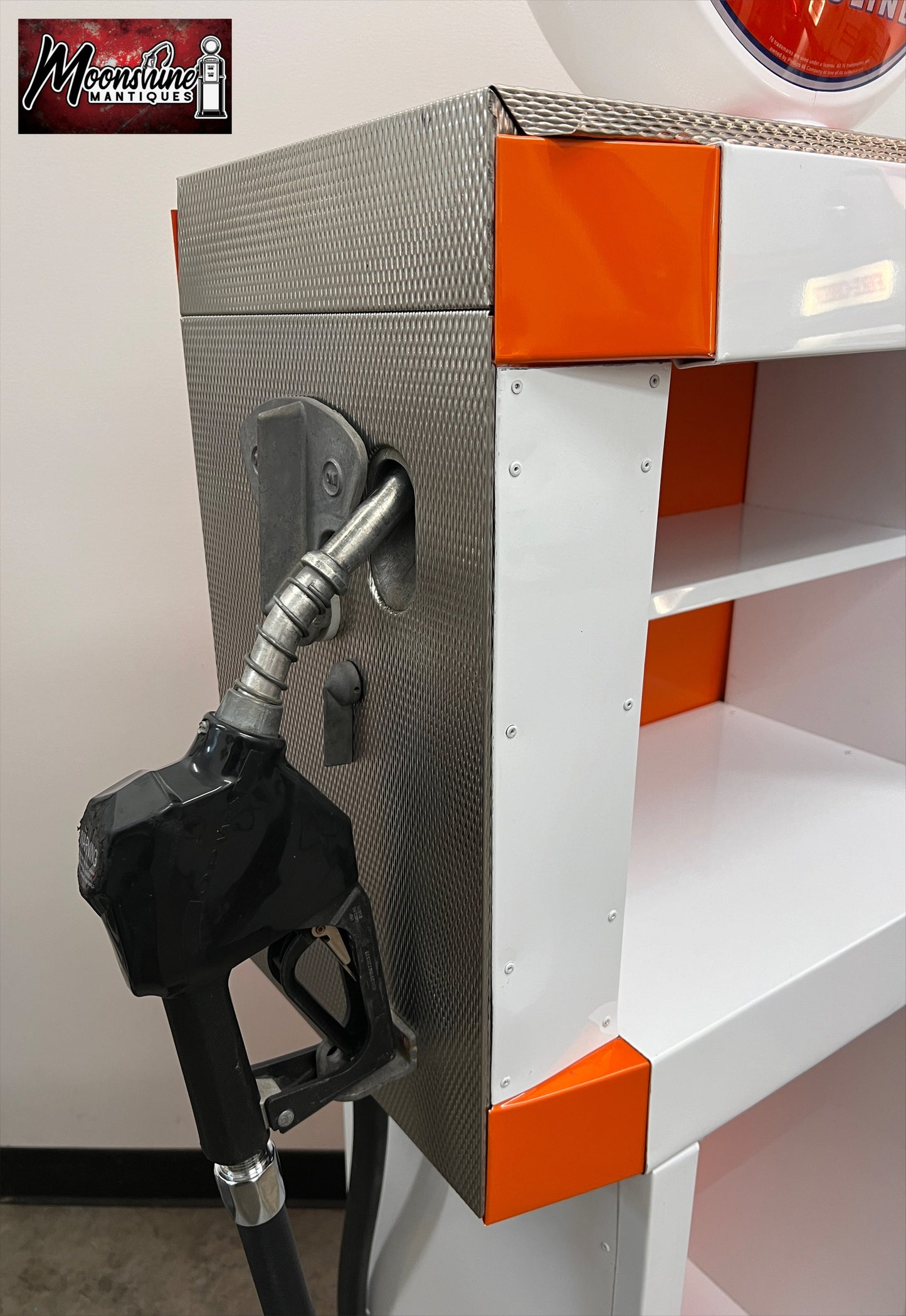 Custom 1960’s UNION 76 Tokheim Gas Pump w/ Display Shelves - Free Shipping!