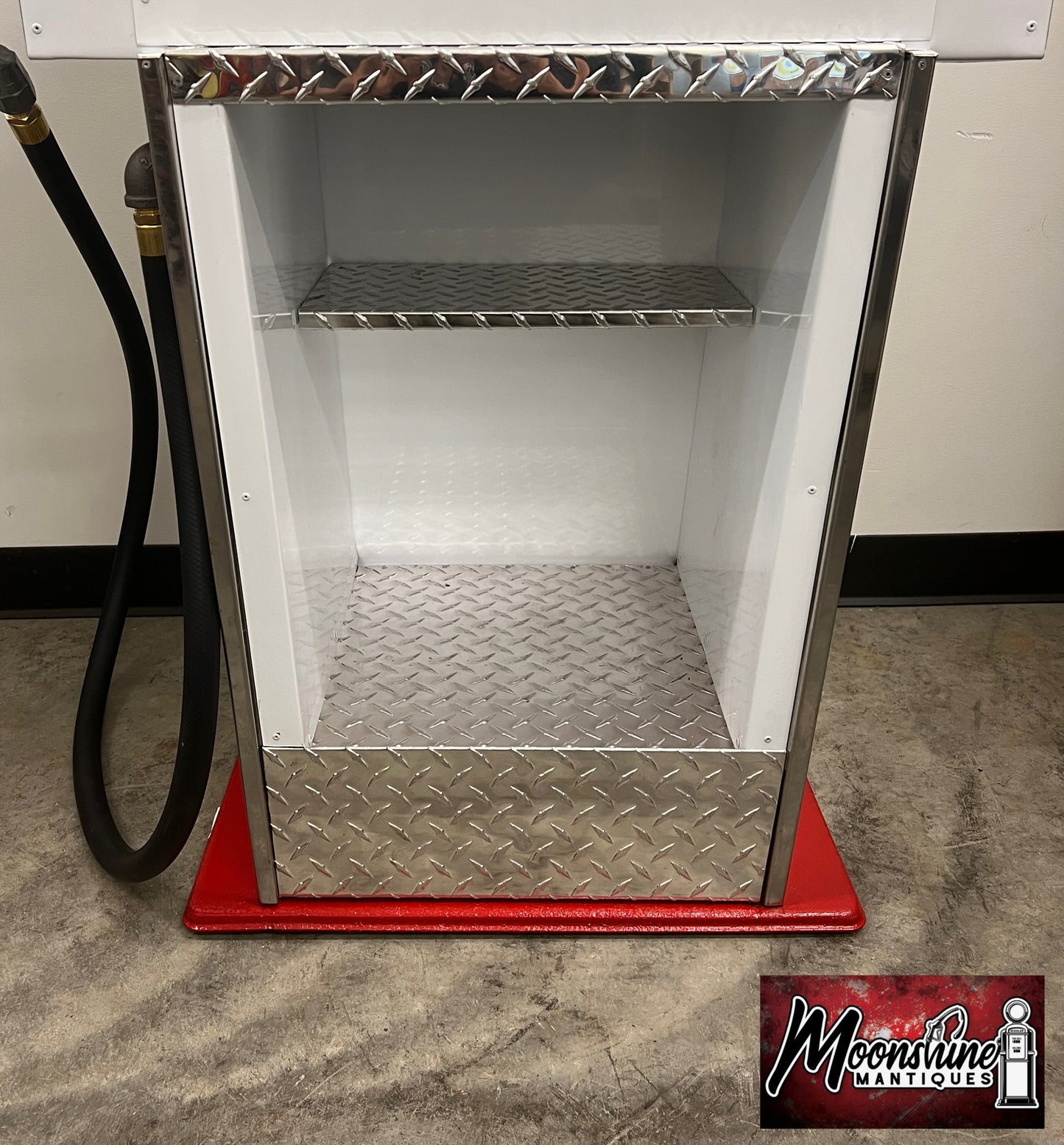 Custom 1960’s SKELLY GASOLINE Bennett Gas Pump w/ Display Shelves - Free Shipping!