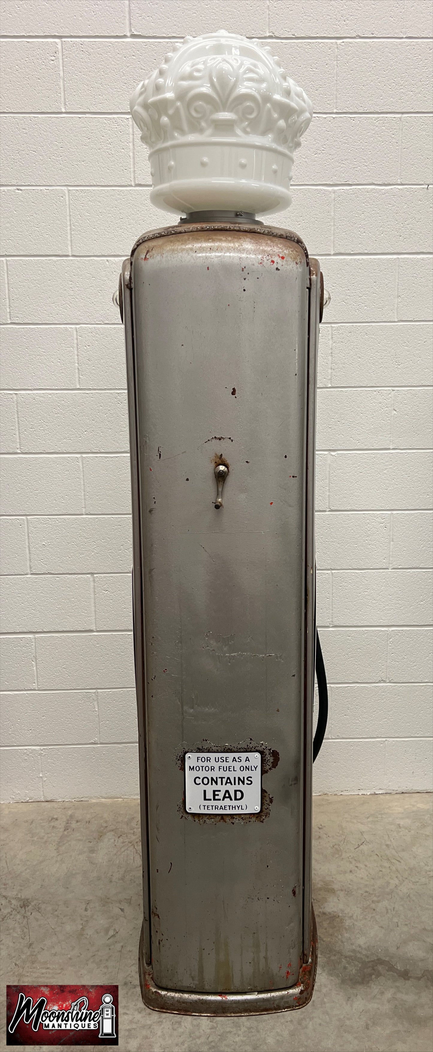 1940’s STANDARD WHITE CROWN Bennett 646 Gas Pump - Shipping Available!