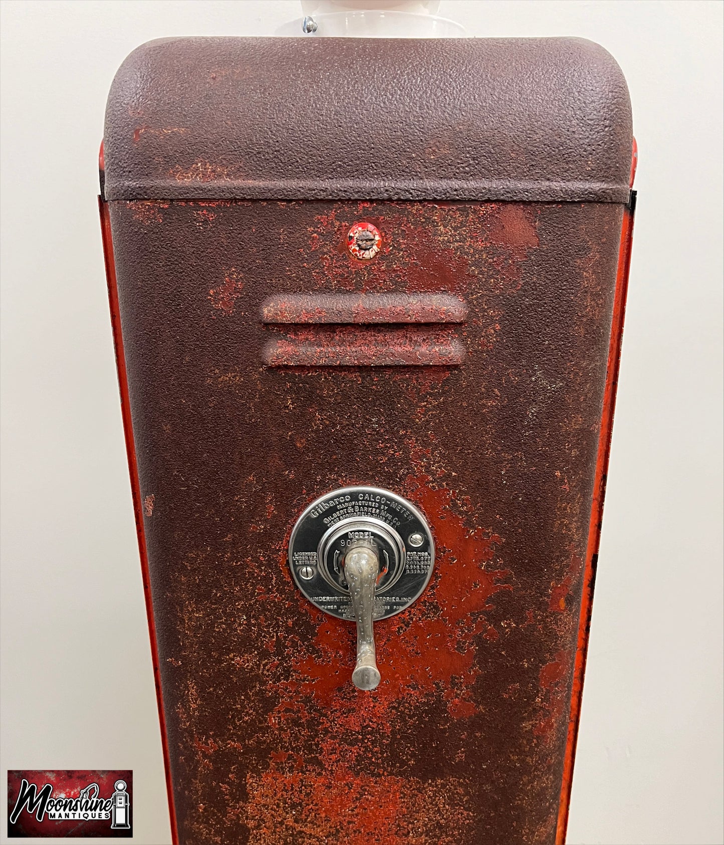 Rustoration 1950’s ROAD RUNNER GASOLINE Gilbarco Gas Pump w/ Shelves - Free Shipping!
