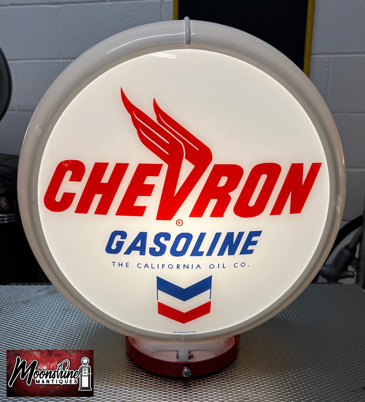 Custom 1960’s CHEVRON GASOLINE Bennett Gas Pump w/ Display Shelves - Free Shipping!