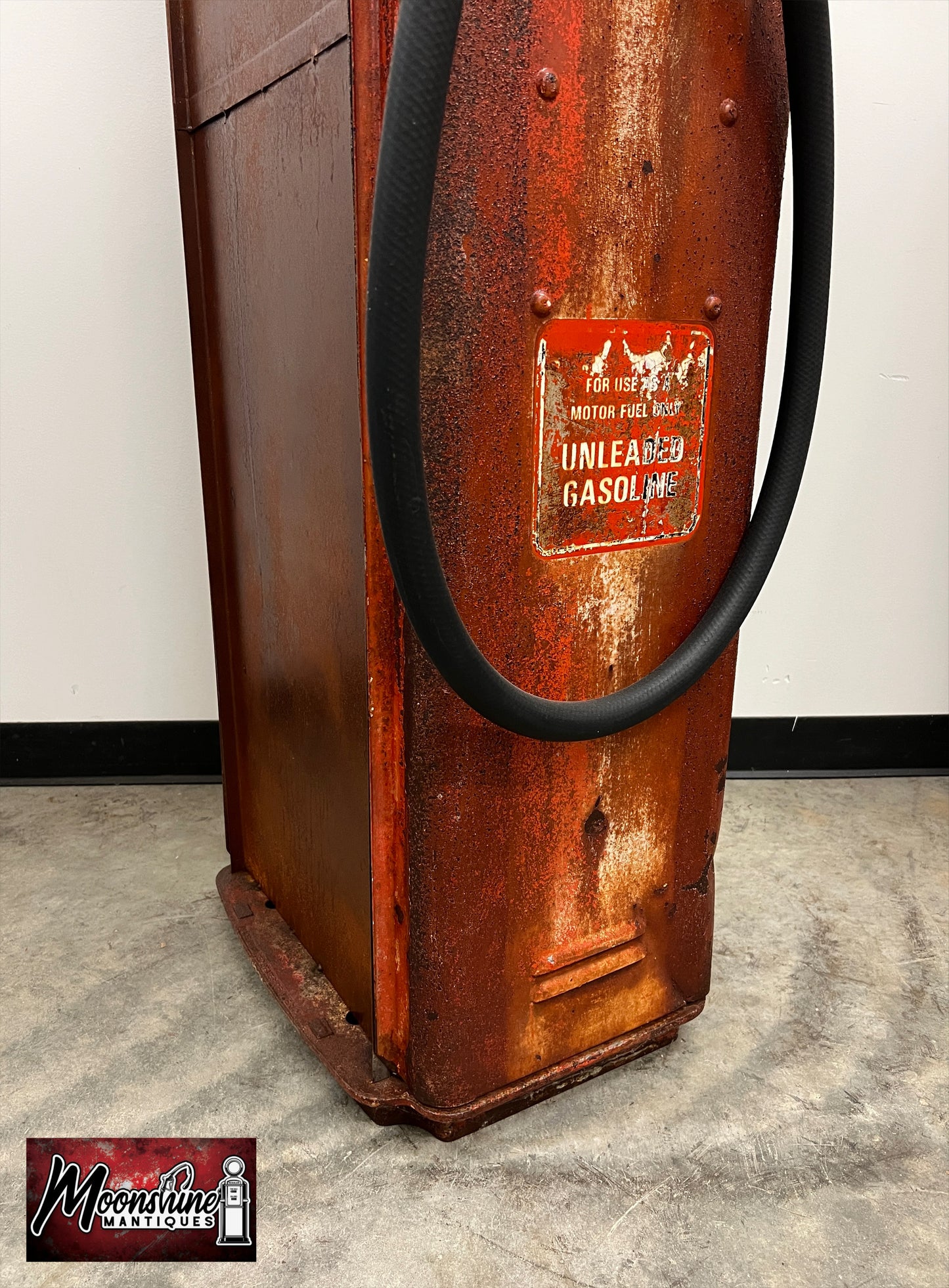 Rustoration 1950’s MUSGO GASOLINE Gilbarco Gas Pump w/ Shelves - Free Shipping!