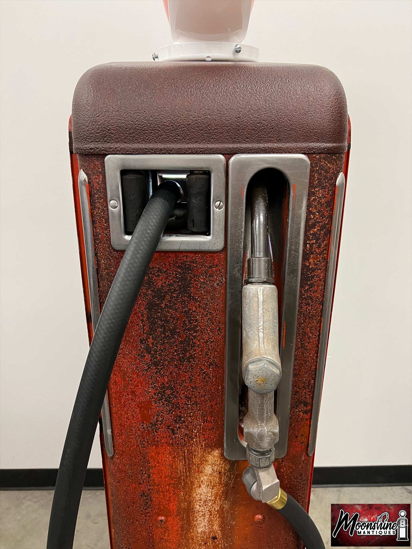 Rustoration 1950’s GULF GASOLINE Gilbarco Gas Pump w/ Shelves - Free Shipping!