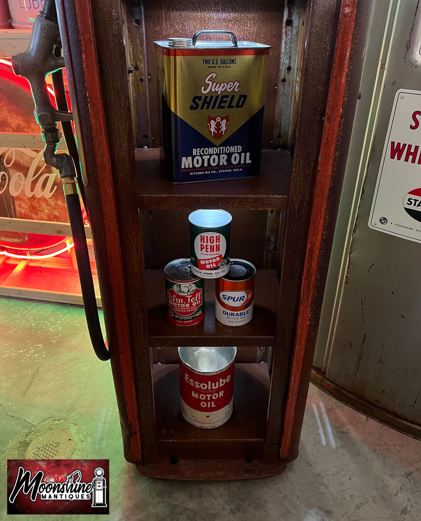 Rustoration 1950’s HUSKY GASOLINE Gilbarco Gas Pump w/ Shelves - Free Shipping!