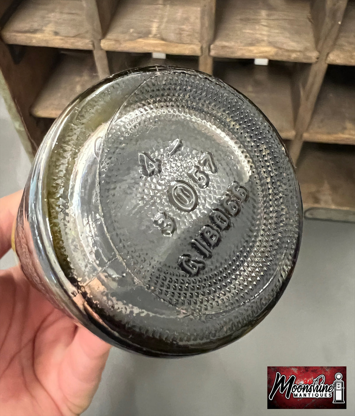Vtg. 1950's NuGrape Soda Bottle 10oz. - Free Shipping!