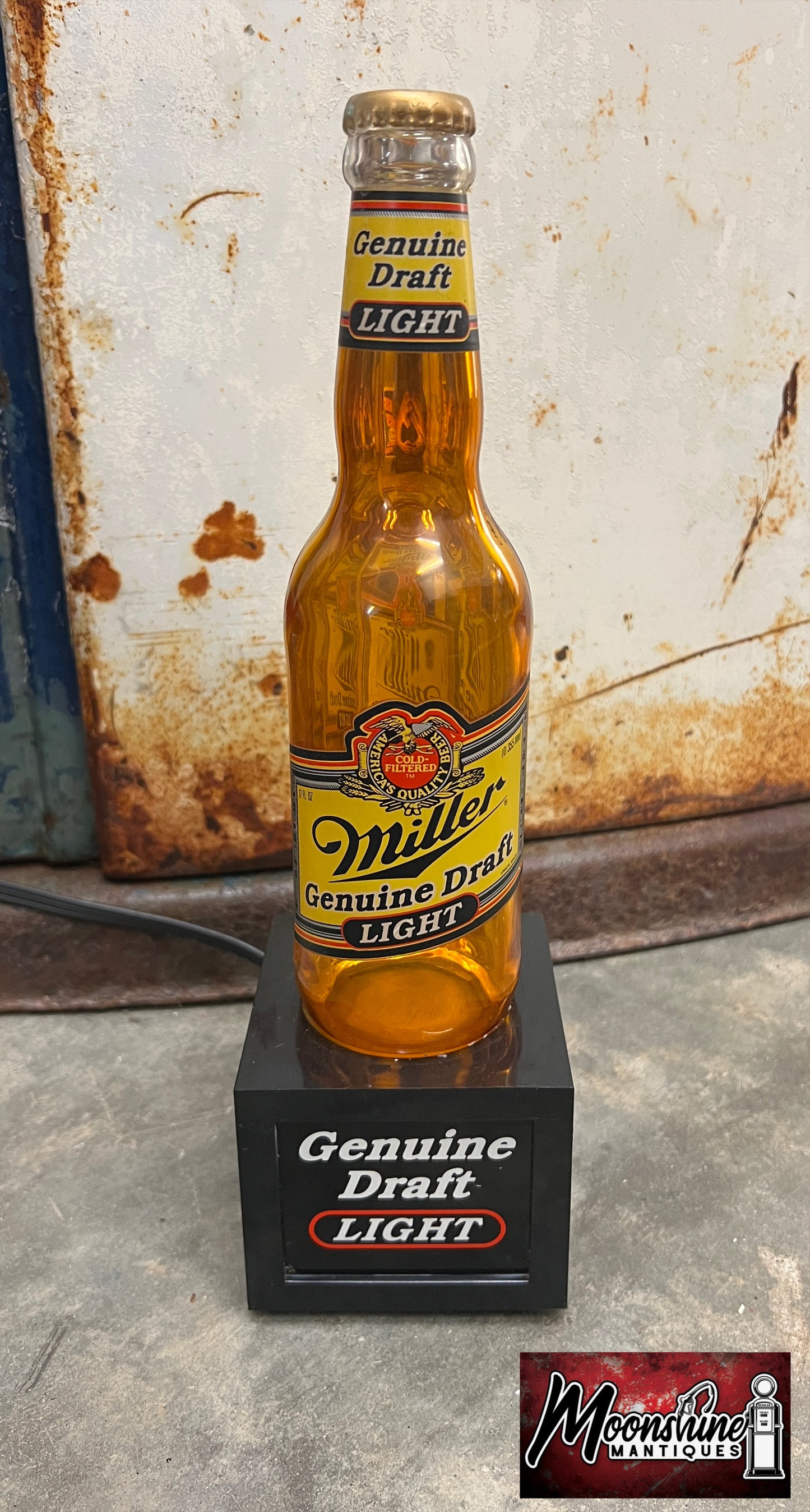 Vtg. MILLER GENUINE DRAFT Lighted Advertising Beer Bottle Sign - Free Shipping!