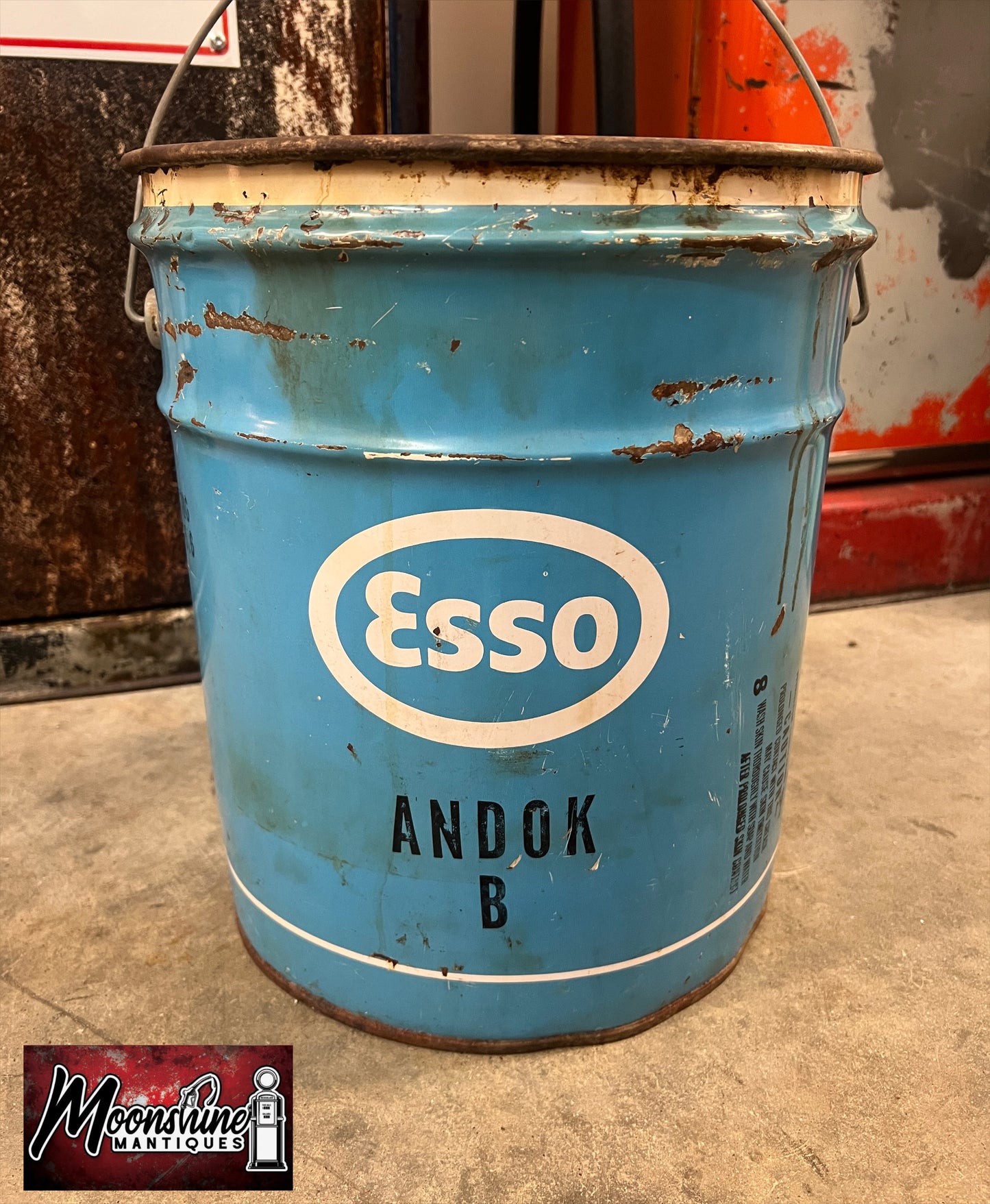 1970’s ESSO 5 Gallon Oil / Grease Can - Gas & Oil - Free Shipping!