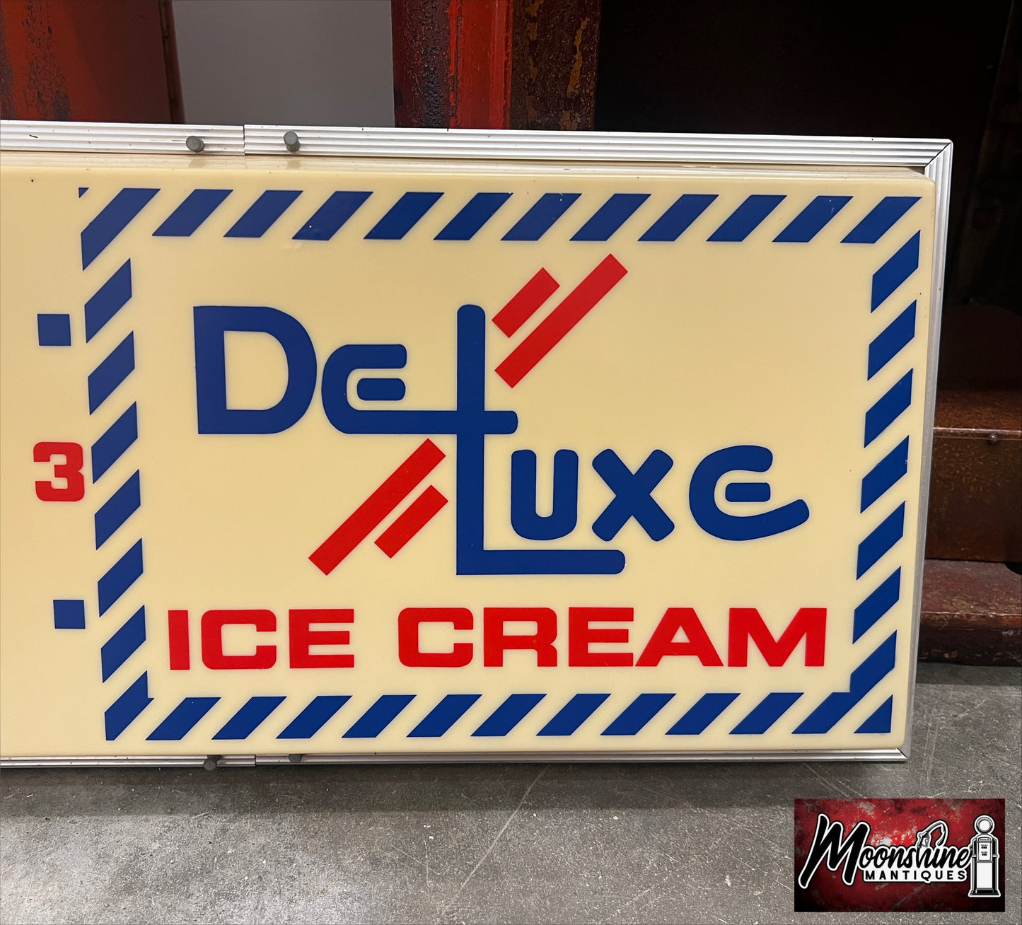 Vtg. DeLuxe Ice Cream Clock / Sign - Mooresville, NC - Free Shipping!