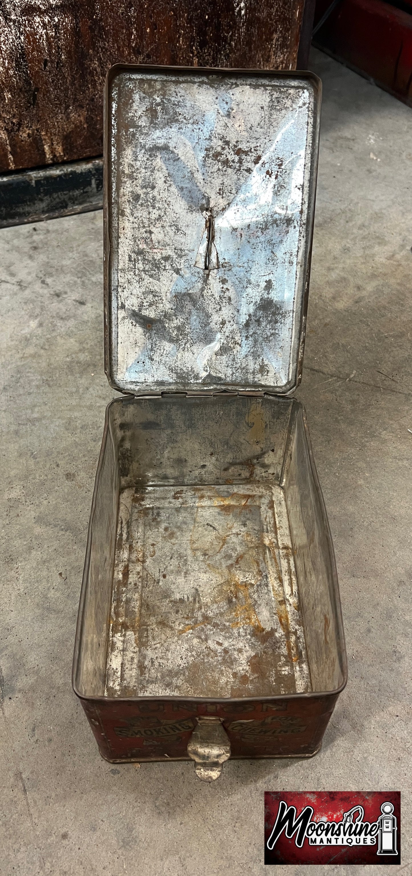 Vtg. UNION LEADER Smoking / Chewing Tobacco Tin - Free Shipping!