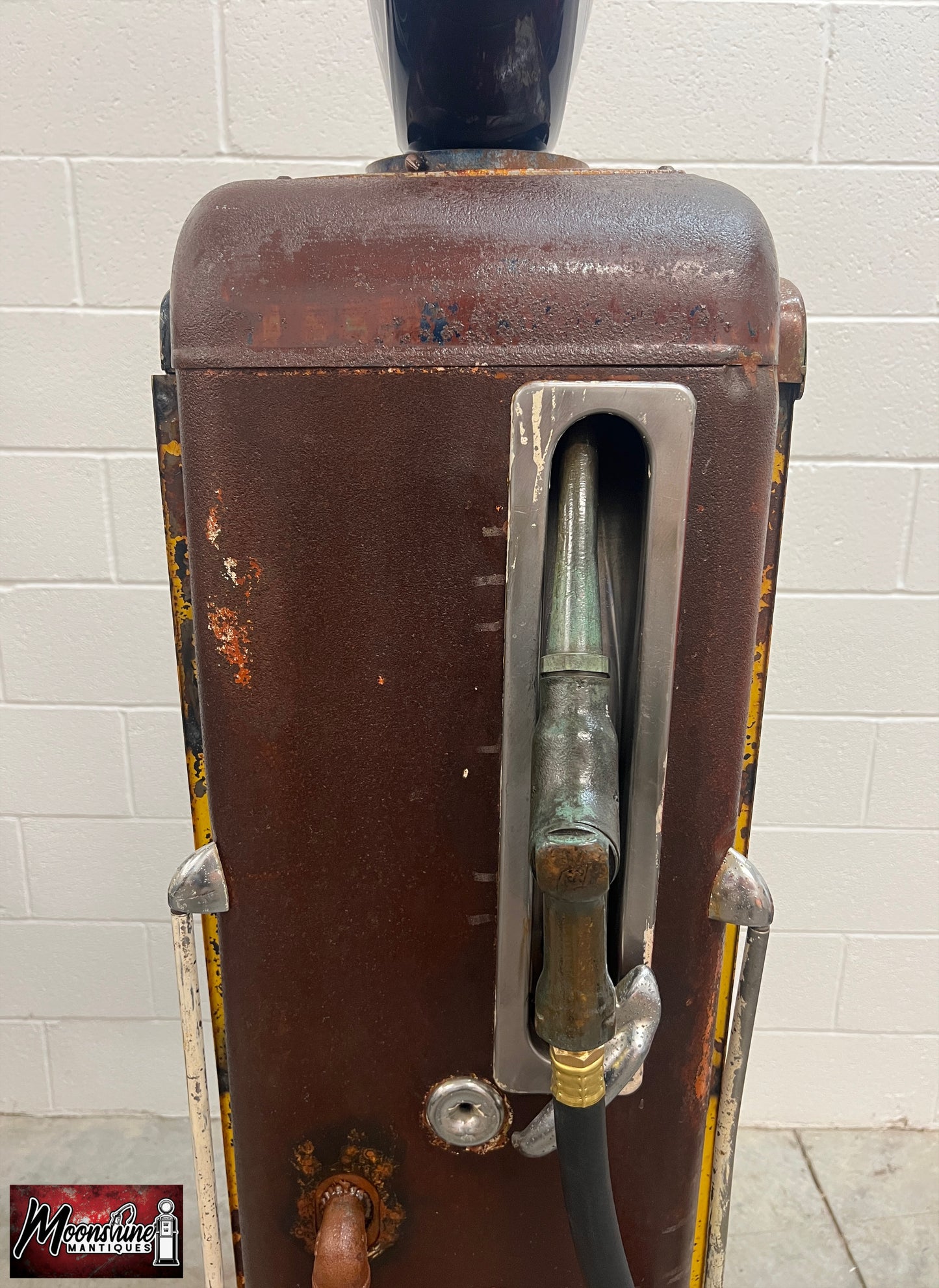 Rustoration 1940’s CHEVROLET Gilbarco Gas Pump w/ Shelves - Mancave Decor - Free Shipping!