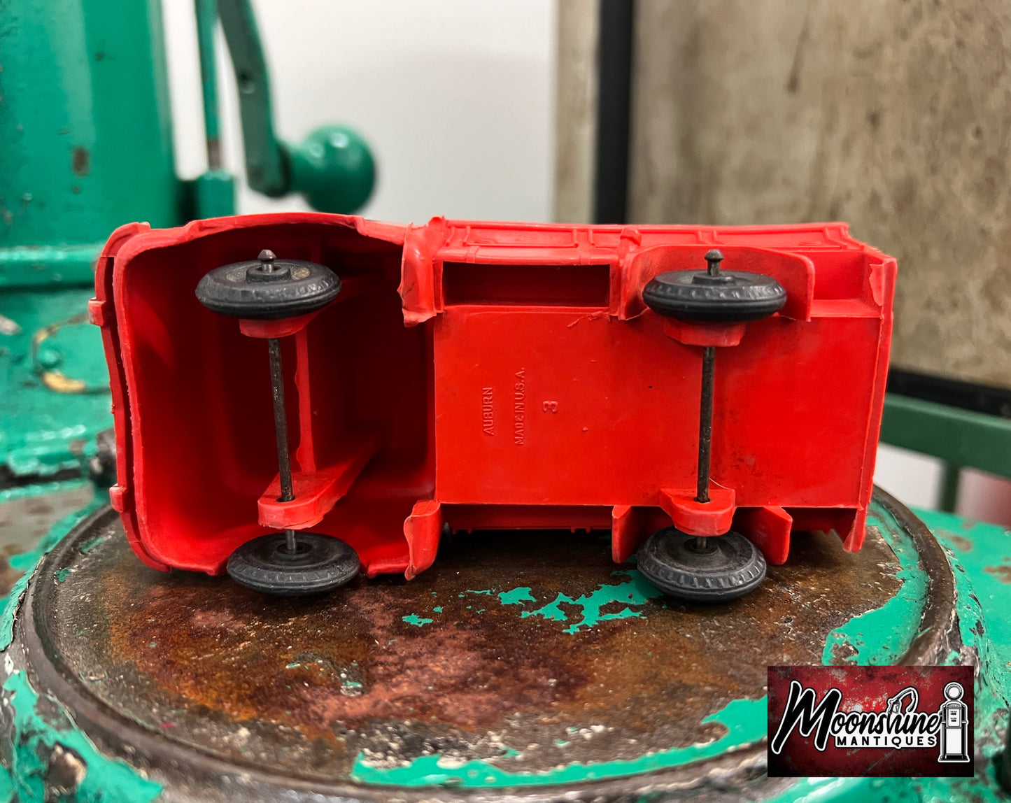 Vtg. 1950's AUBURN Toy Dump Truck - Made in USA - Free Shipping!
