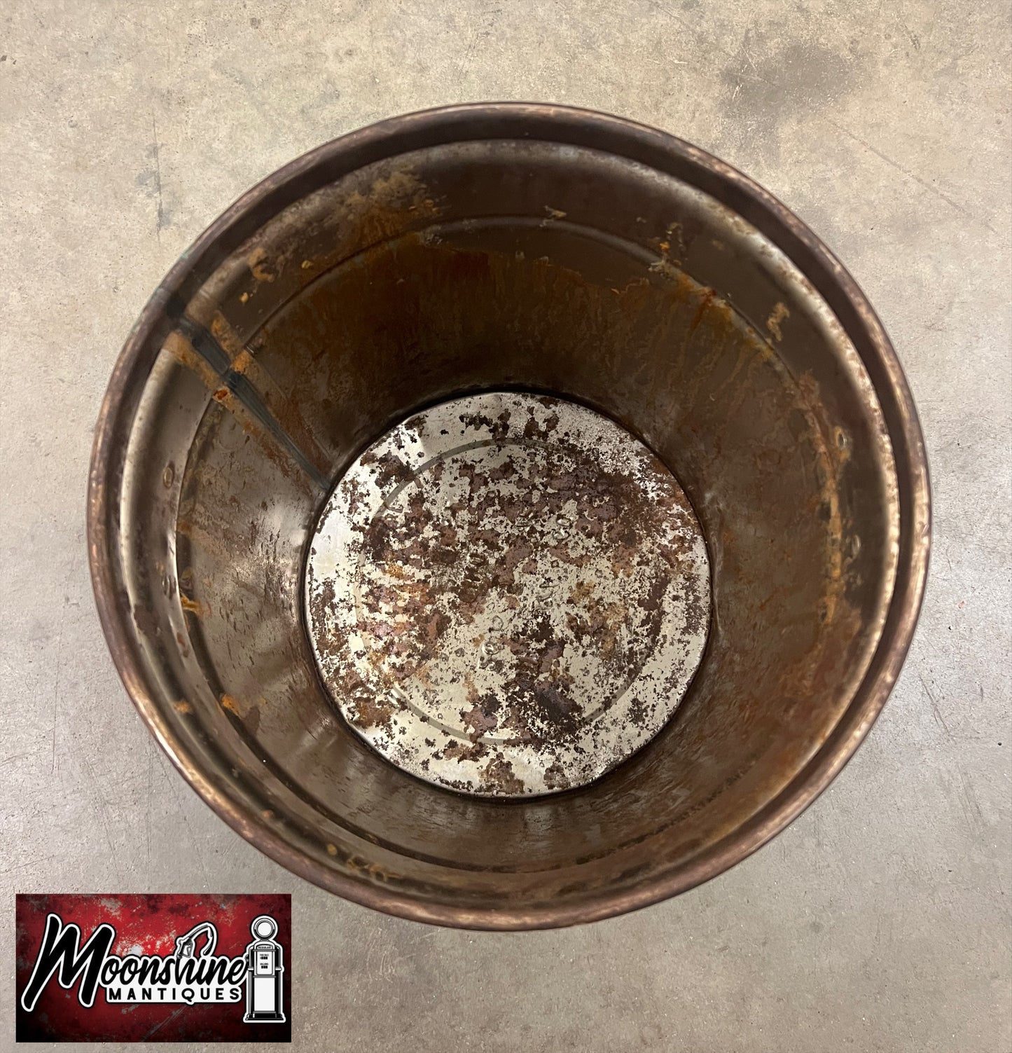 1970’s ESSO 5 Gallon Oil / Grease Can - Gas & Oil - Free Shipping!